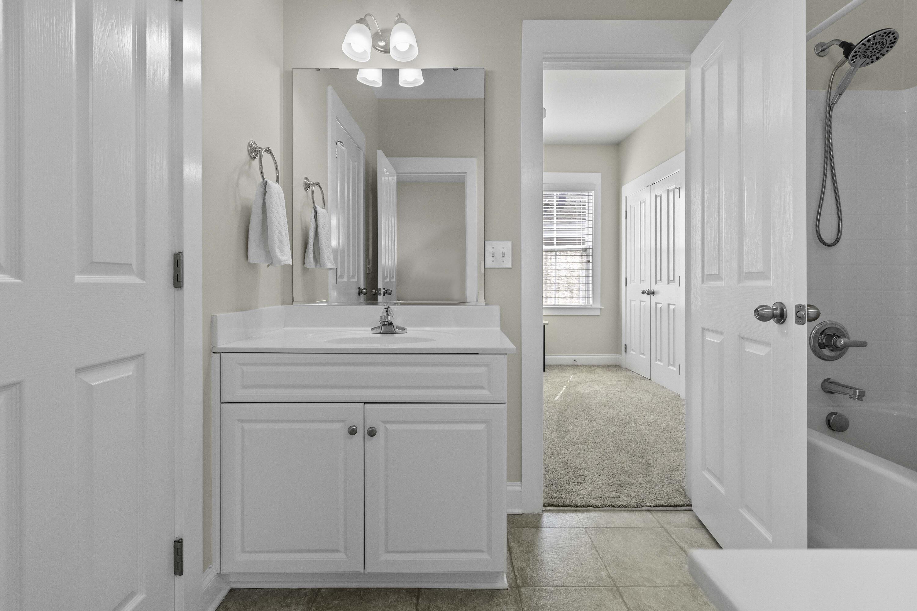 311 Amaryllis Avenue