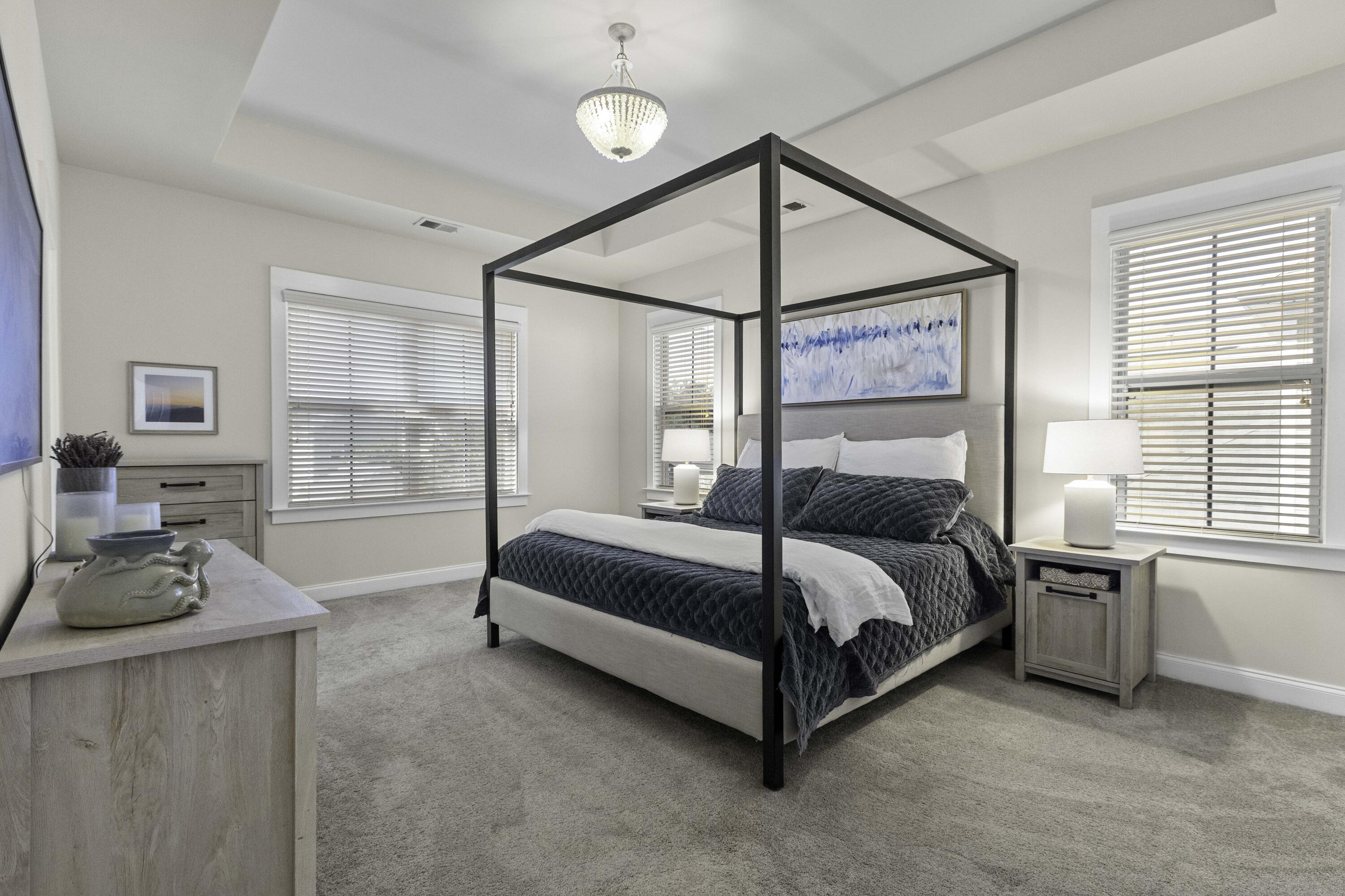 311 Amaryllis Avenue