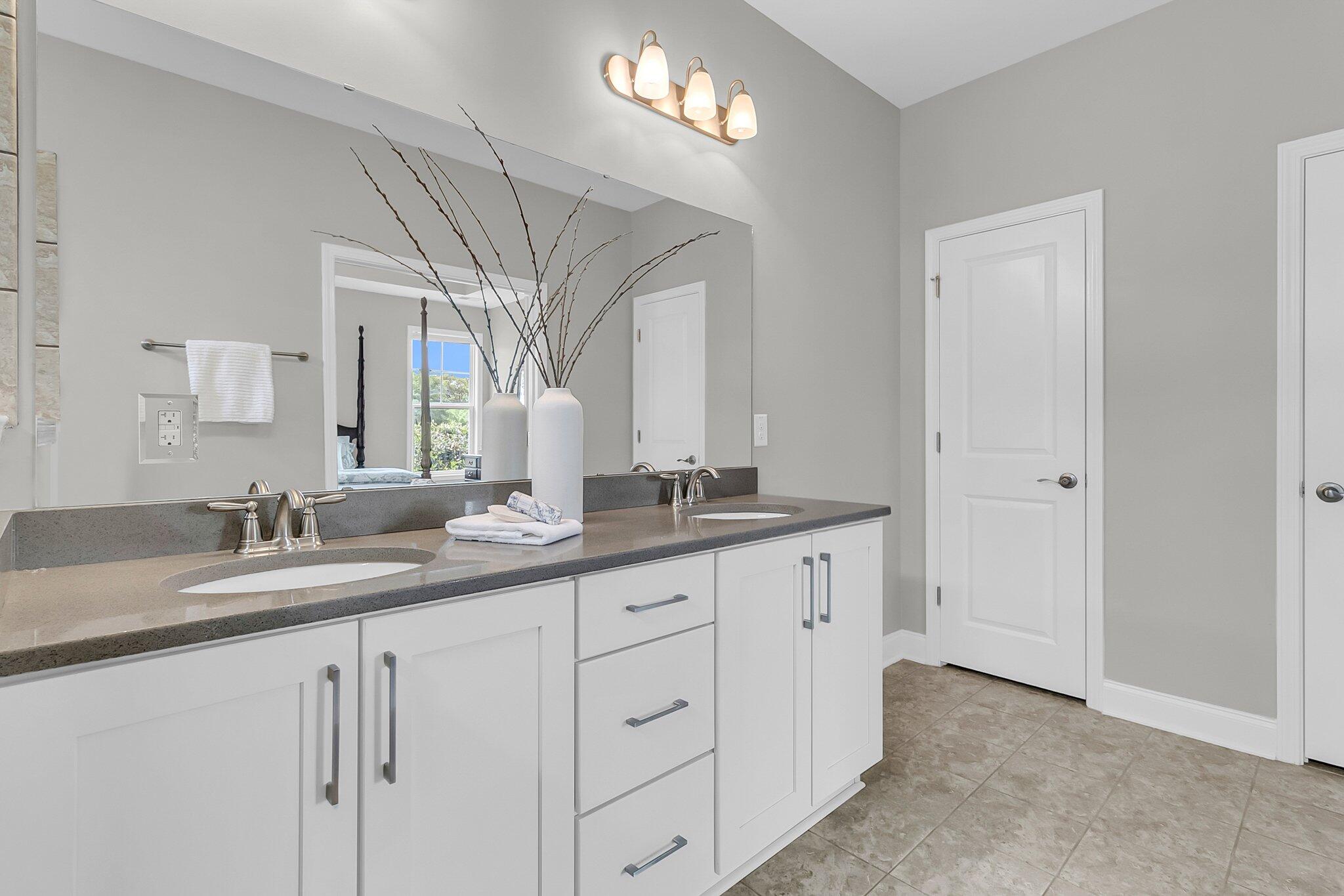 1472 Longspur Drive