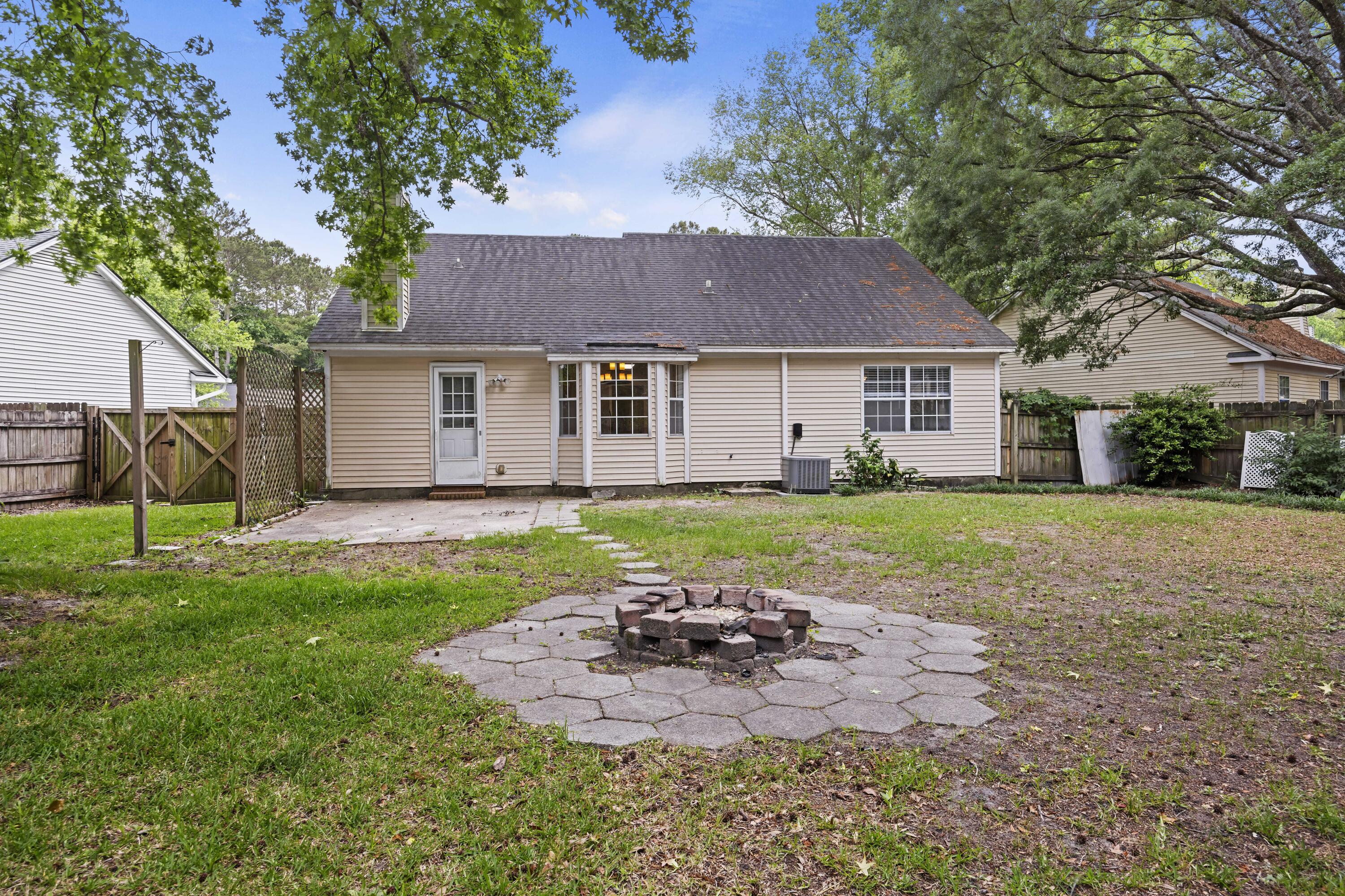 111 Macfarren Lane