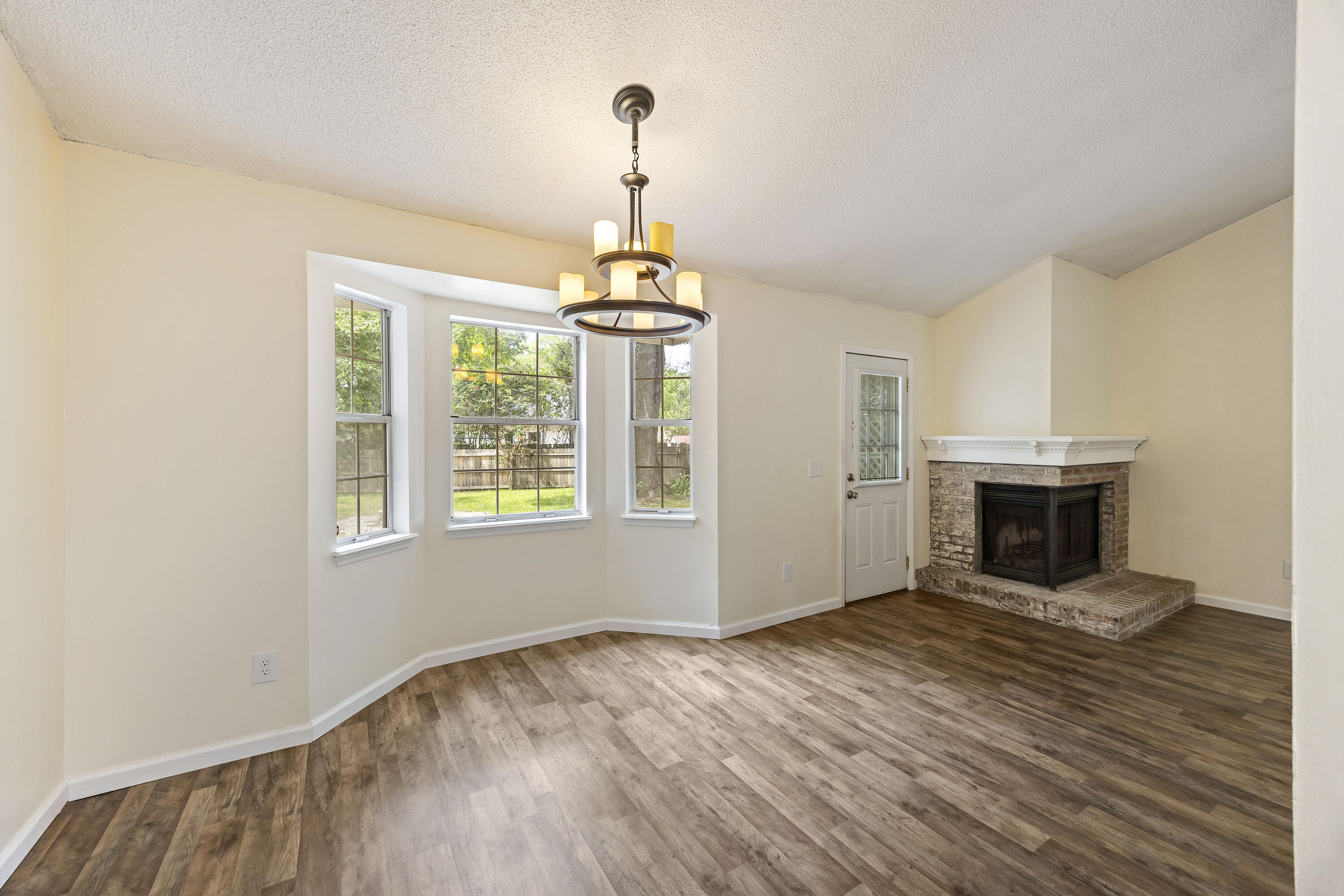 111 Macfarren Lane