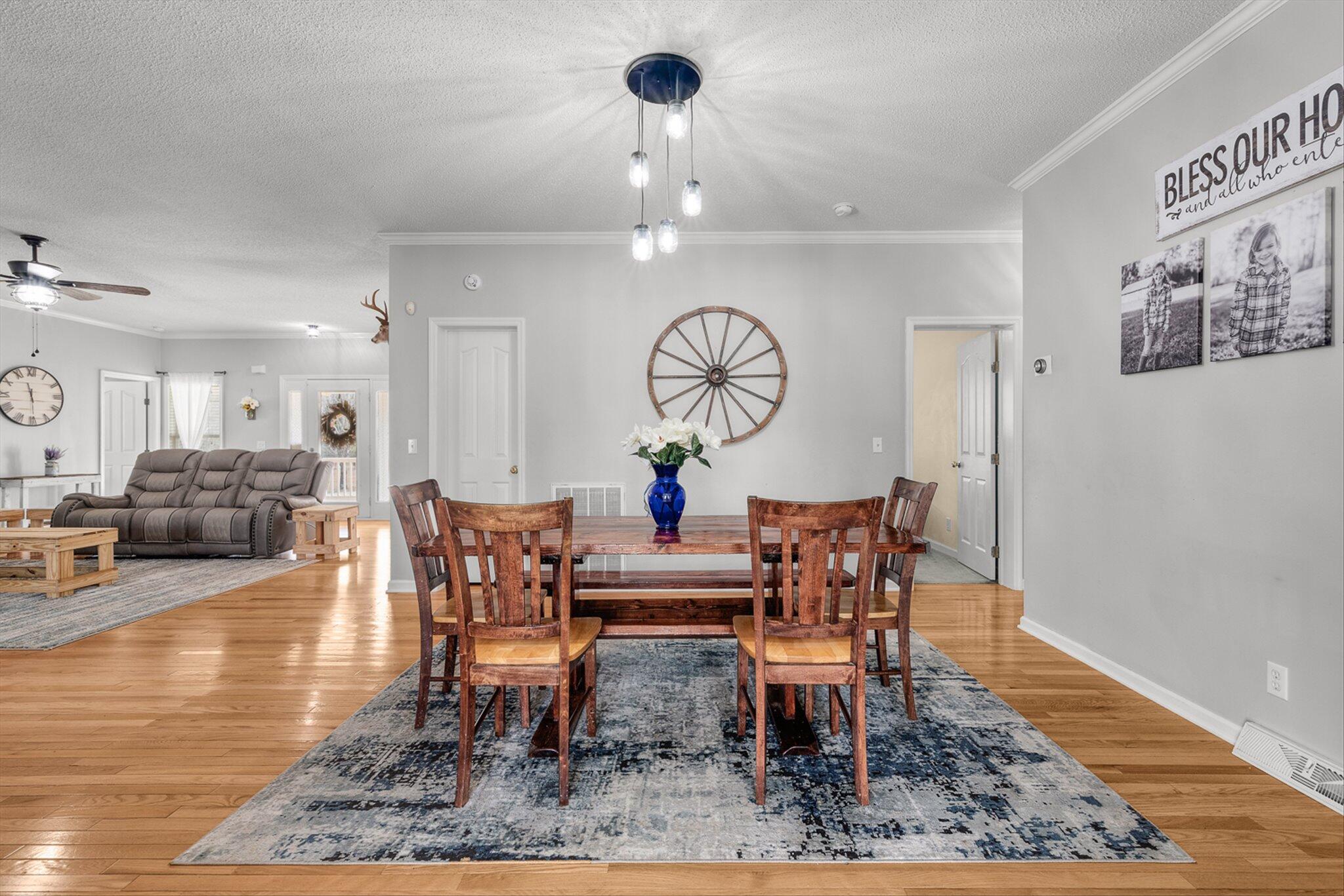 117 Ponderosa Road, Summerville