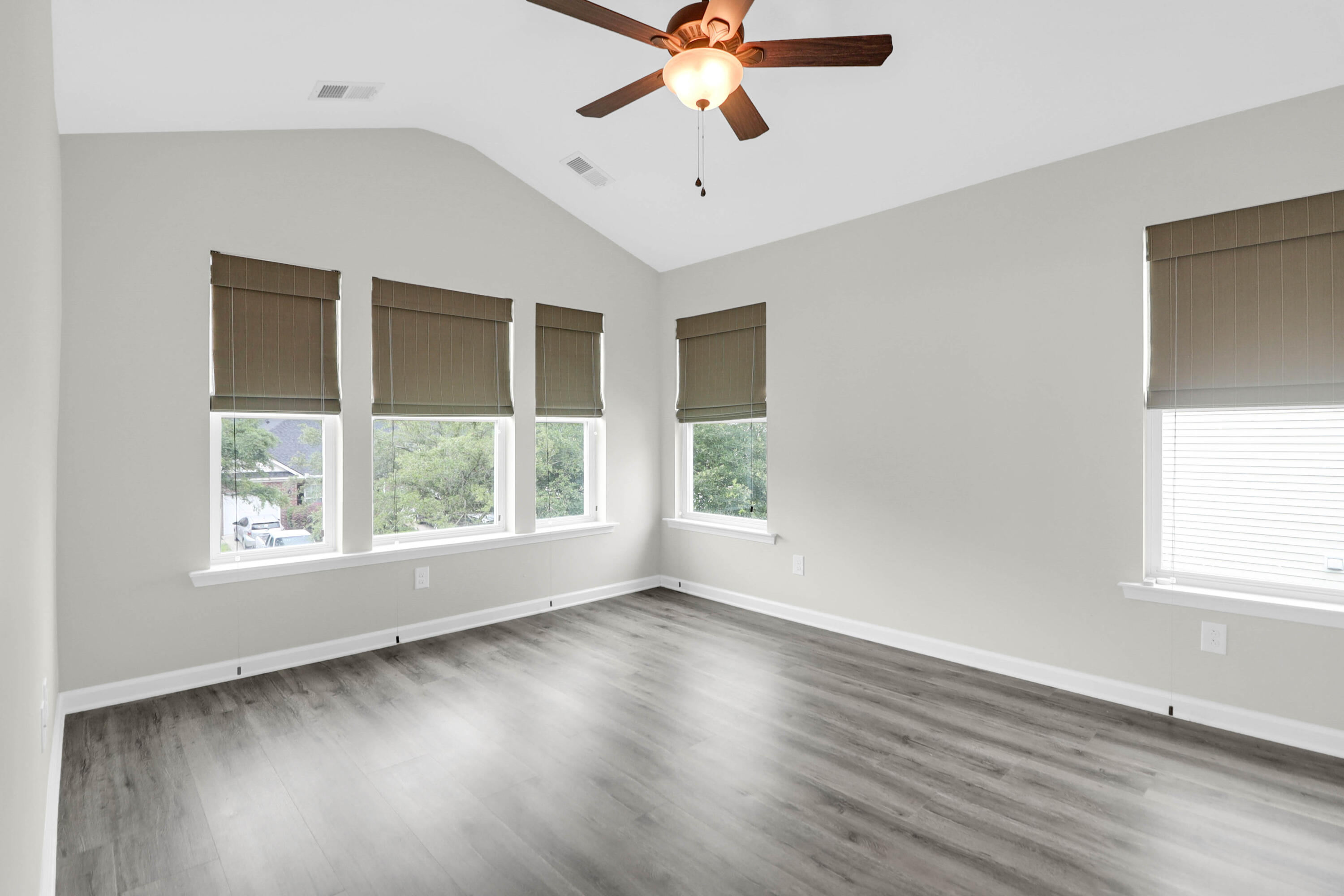 1510 Royal Colony Road