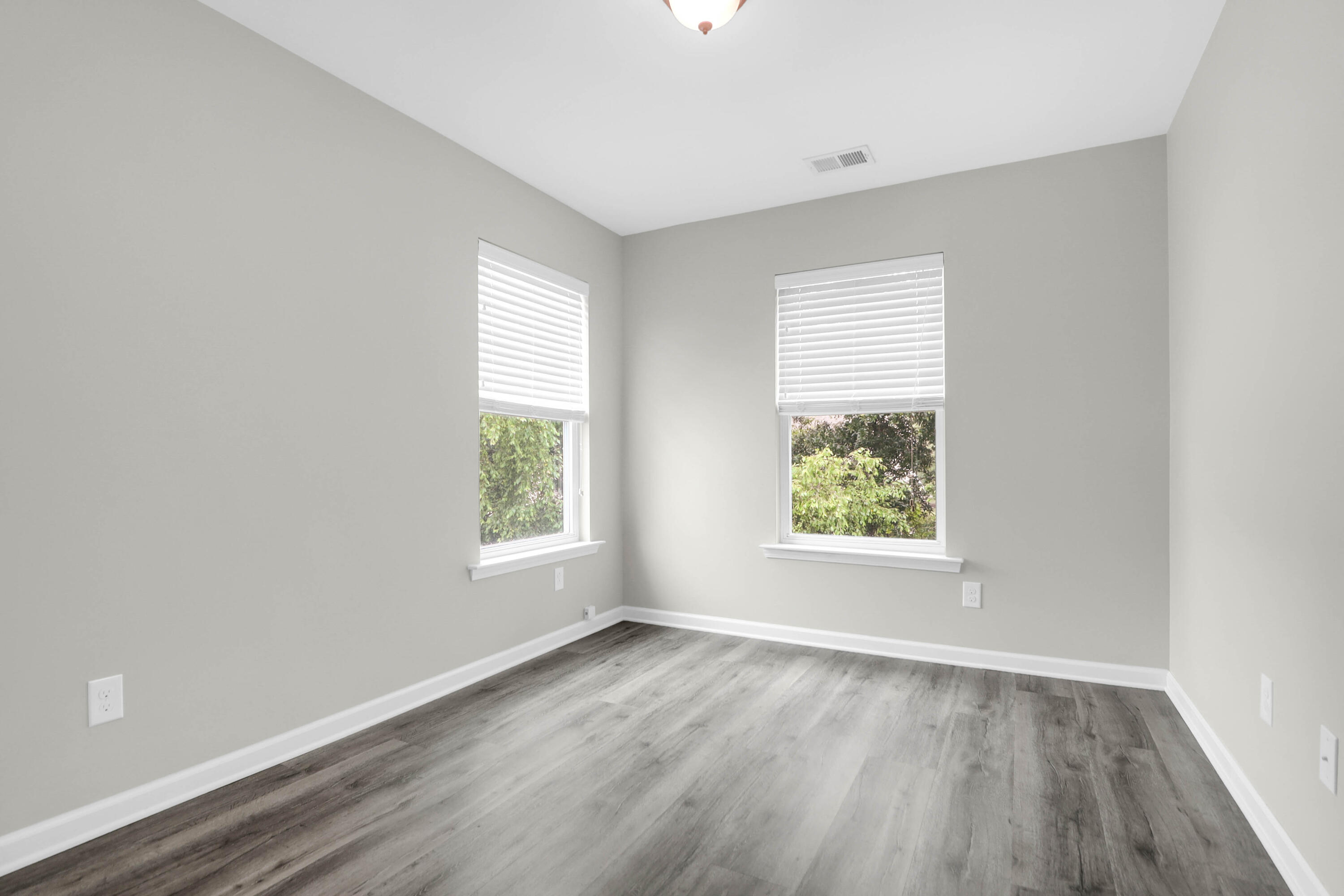 1510 Royal Colony Road