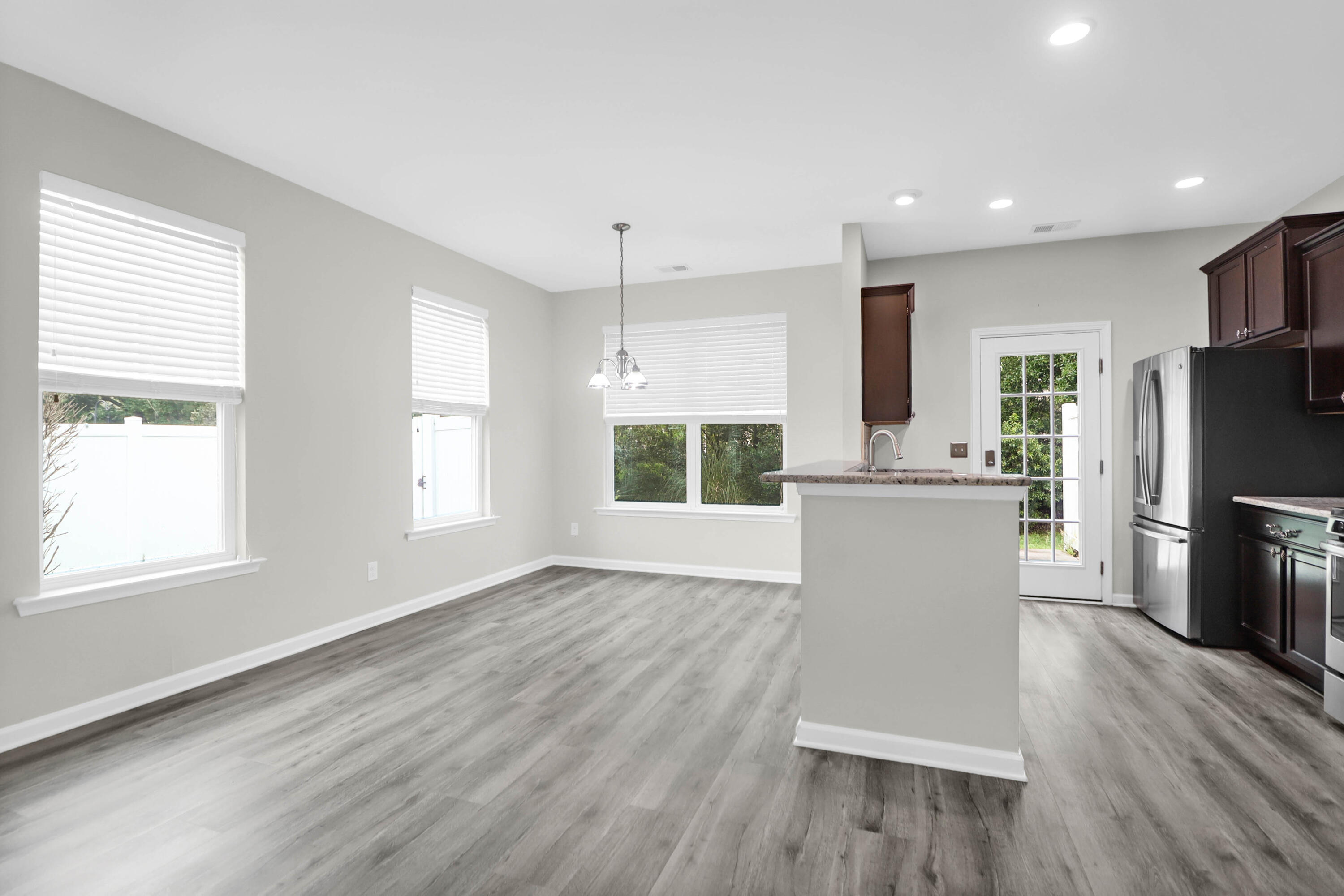 1510 Royal Colony Road