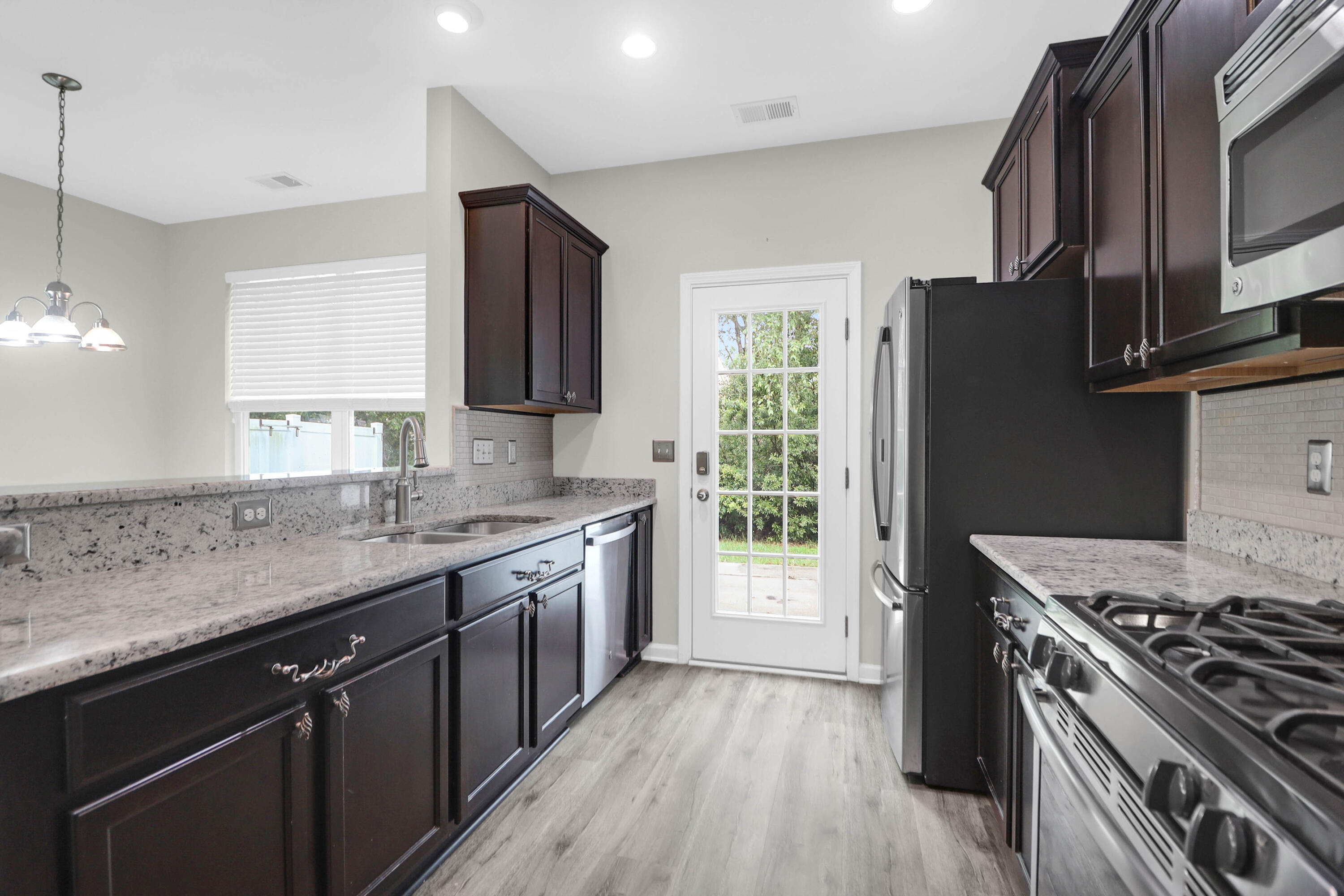 1510 Royal Colony Road