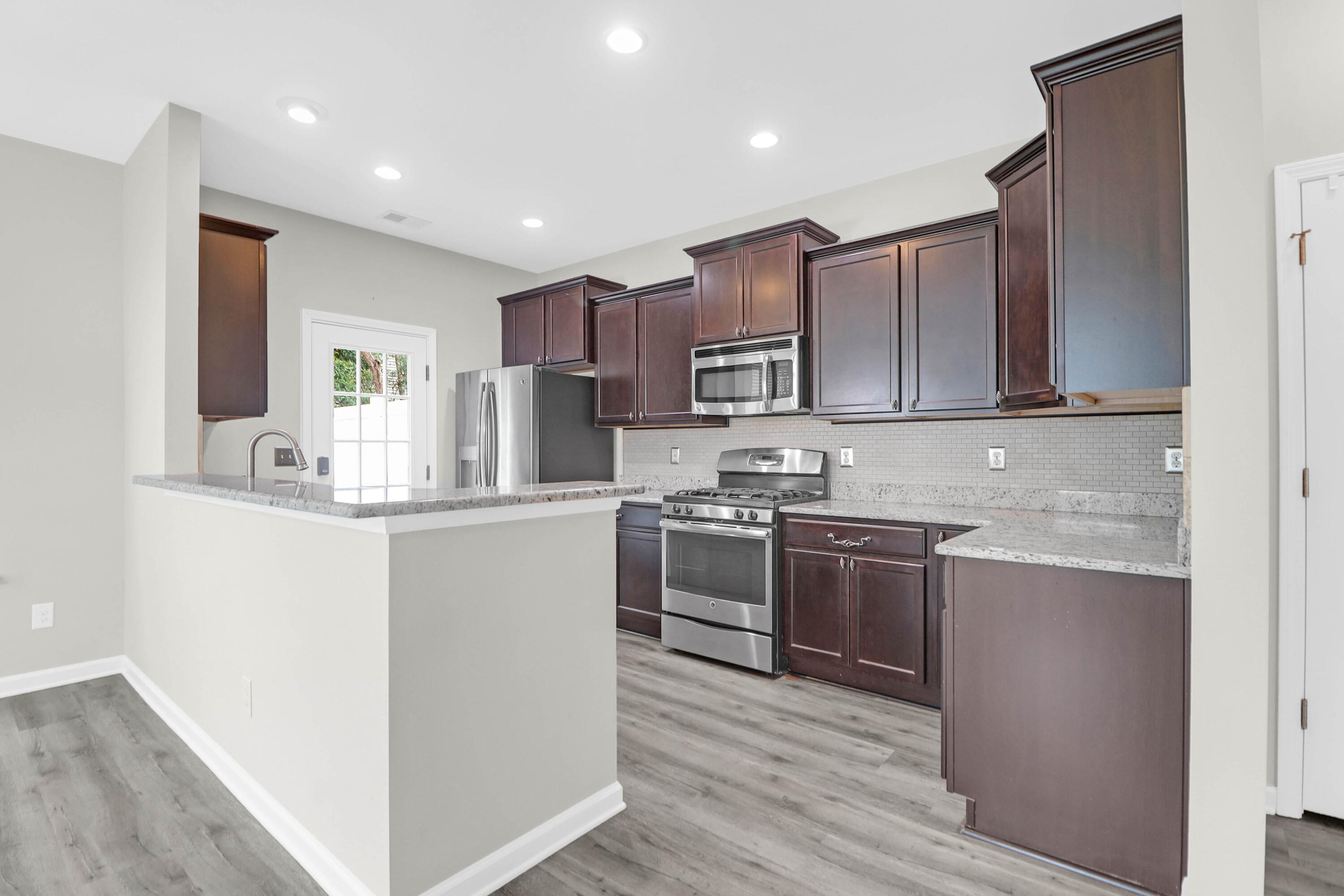 1510 Royal Colony Road