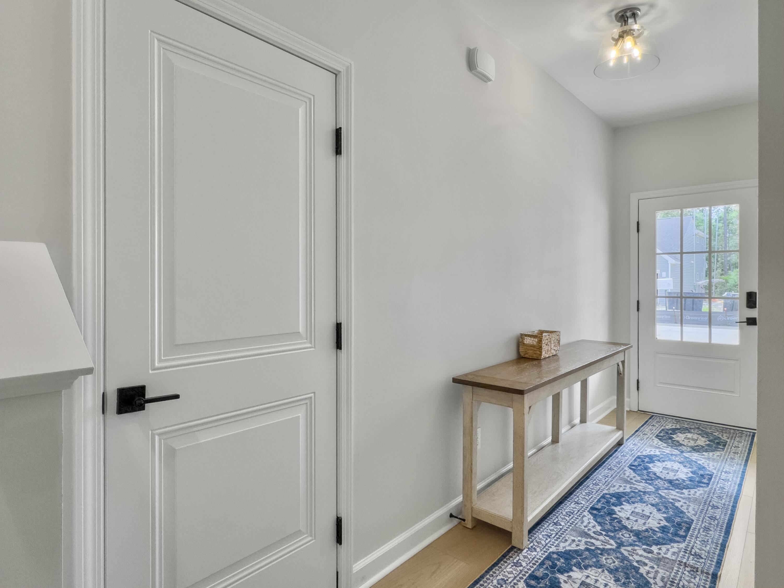 953 Dusk Drive, Summerville