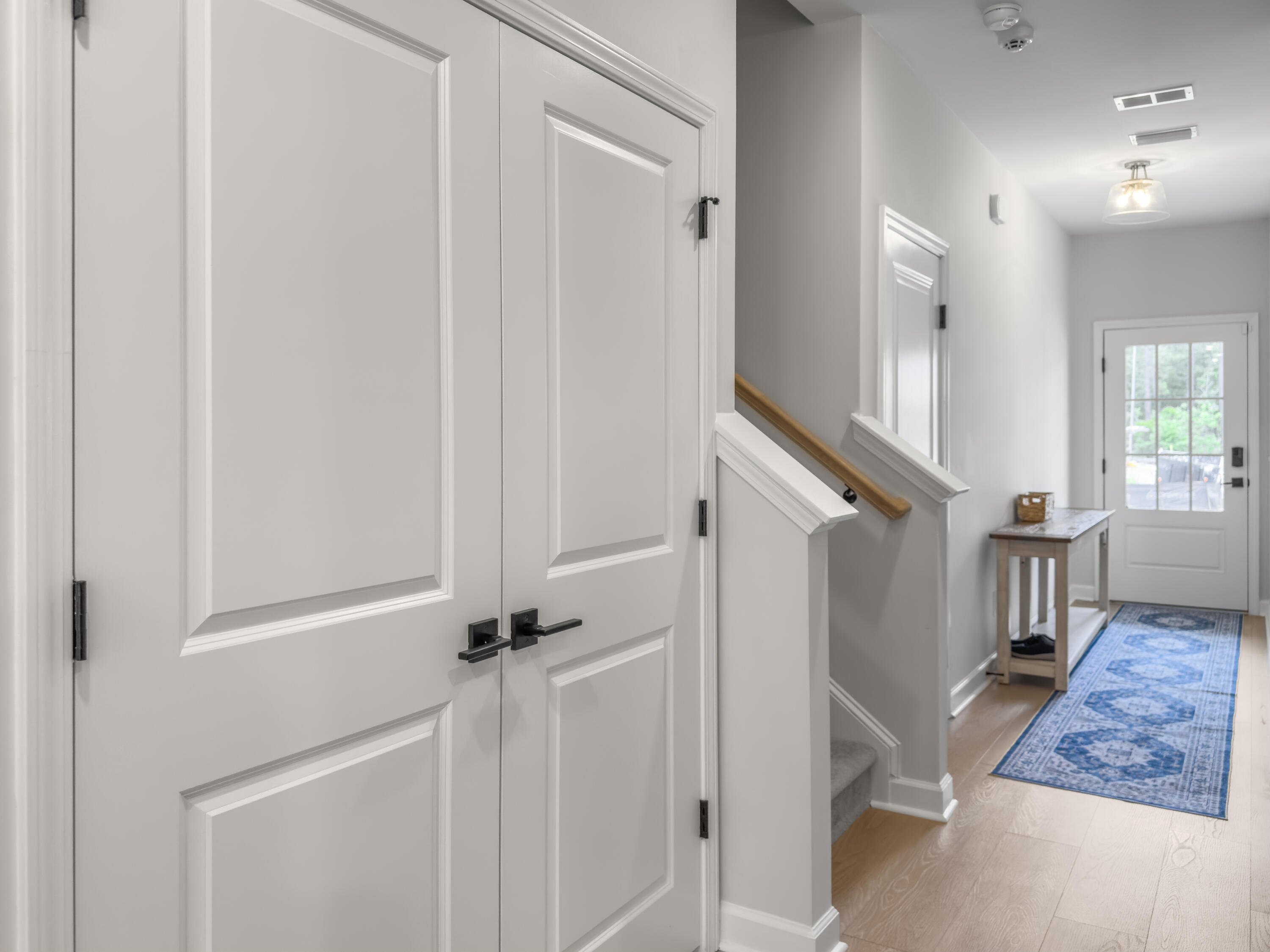 953 Dusk Drive, Summerville