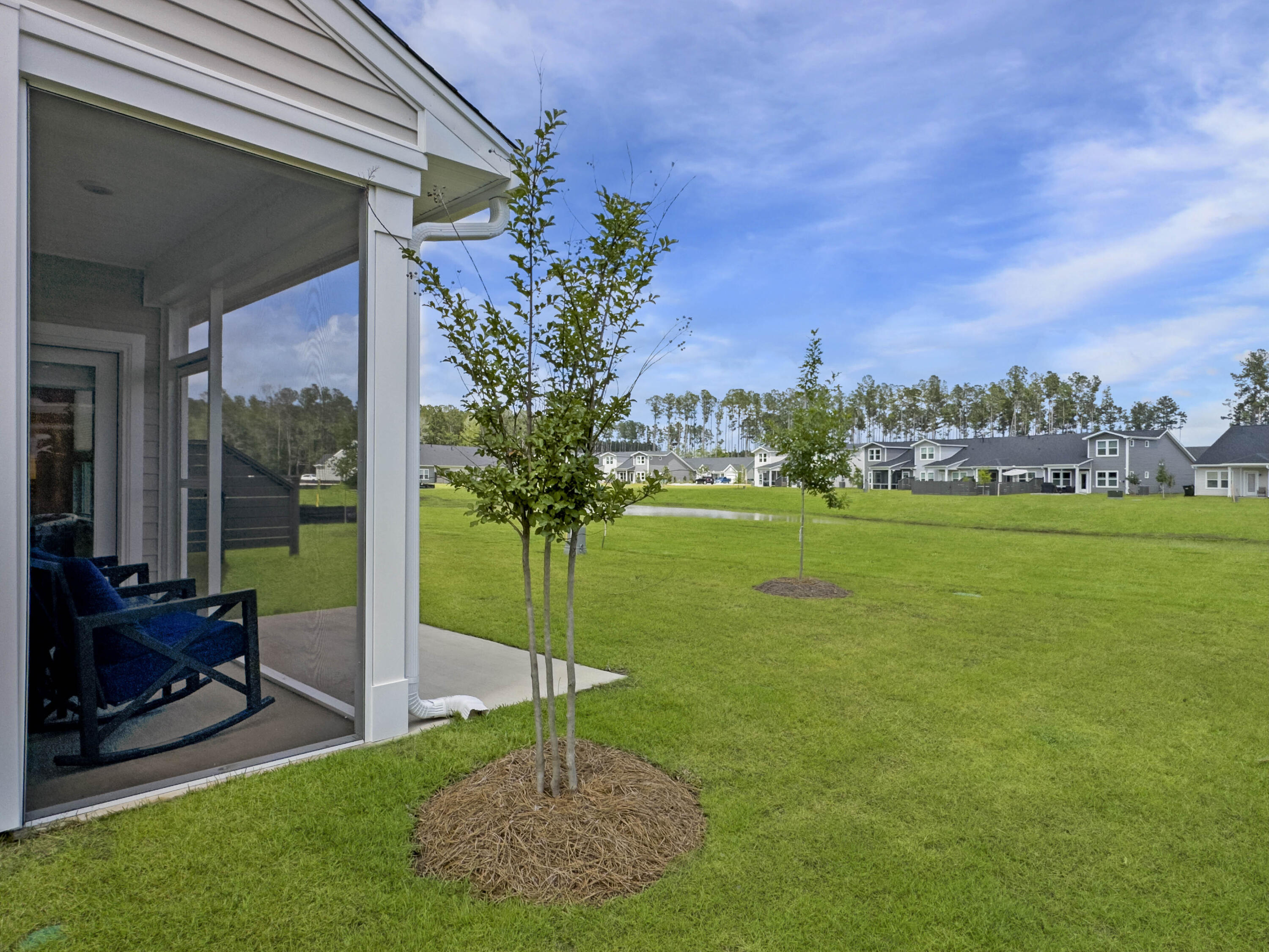 953 Dusk Drive, Summerville