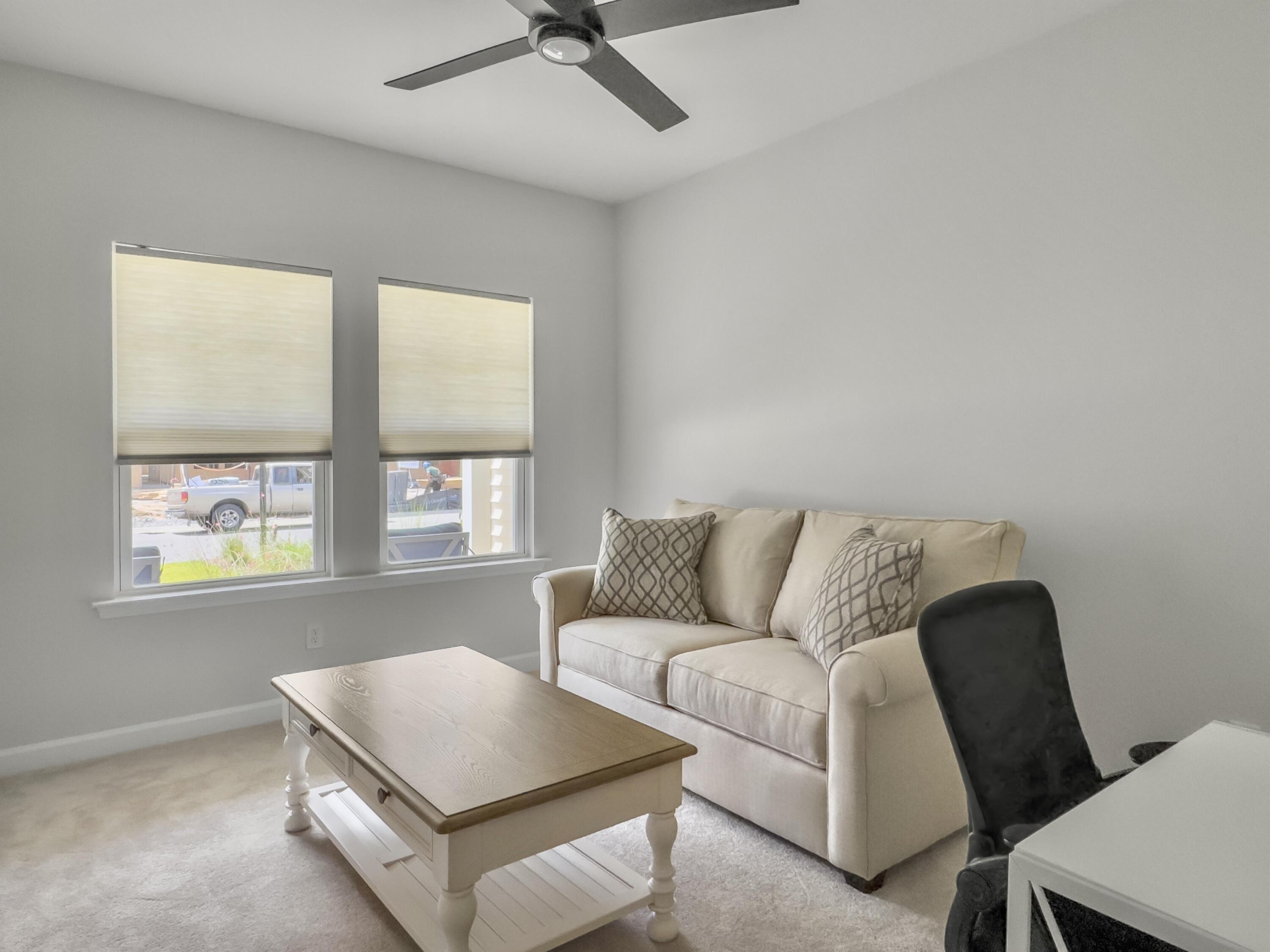 953 Dusk Drive, Summerville