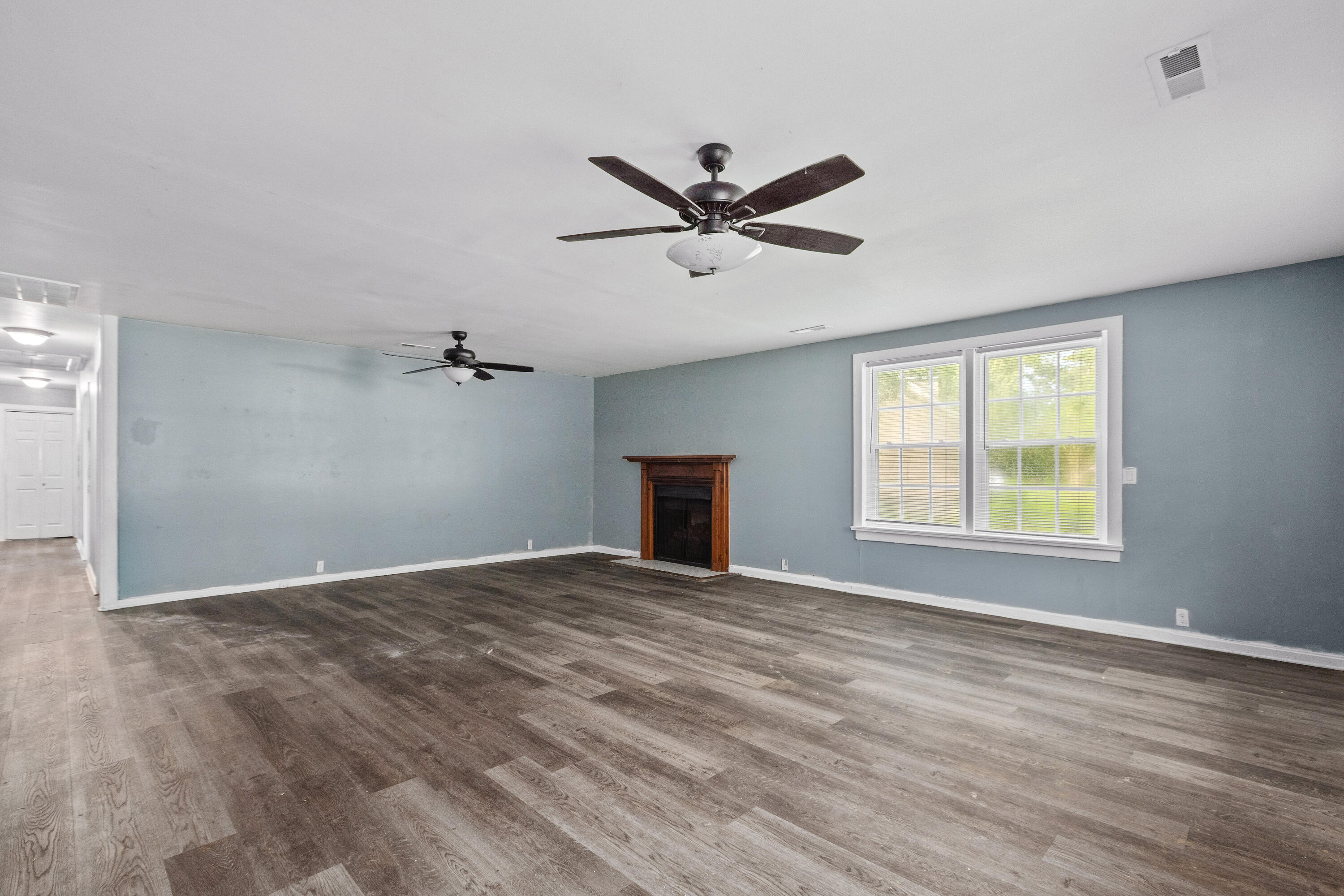 245 Lake Drive, Summerville