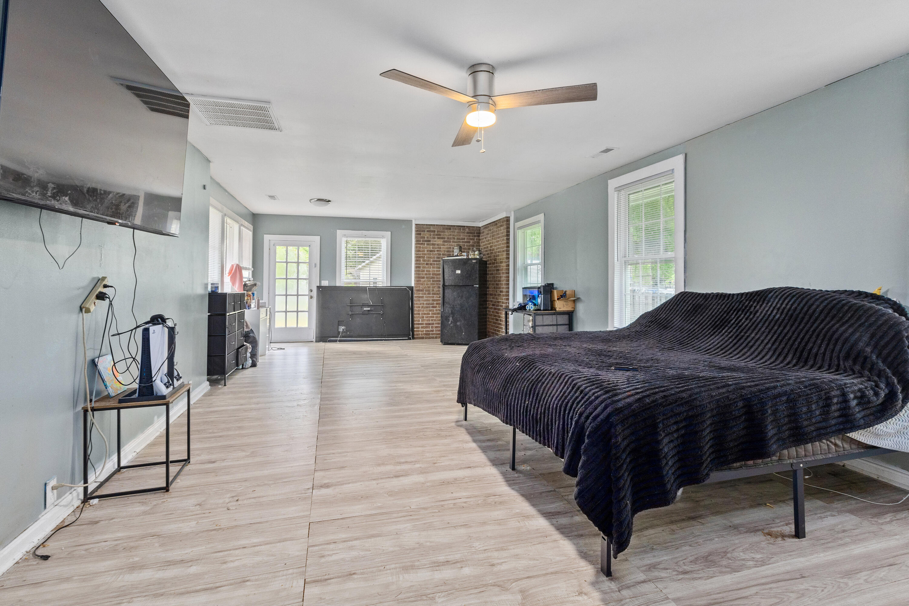 245 Lake Drive, Summerville