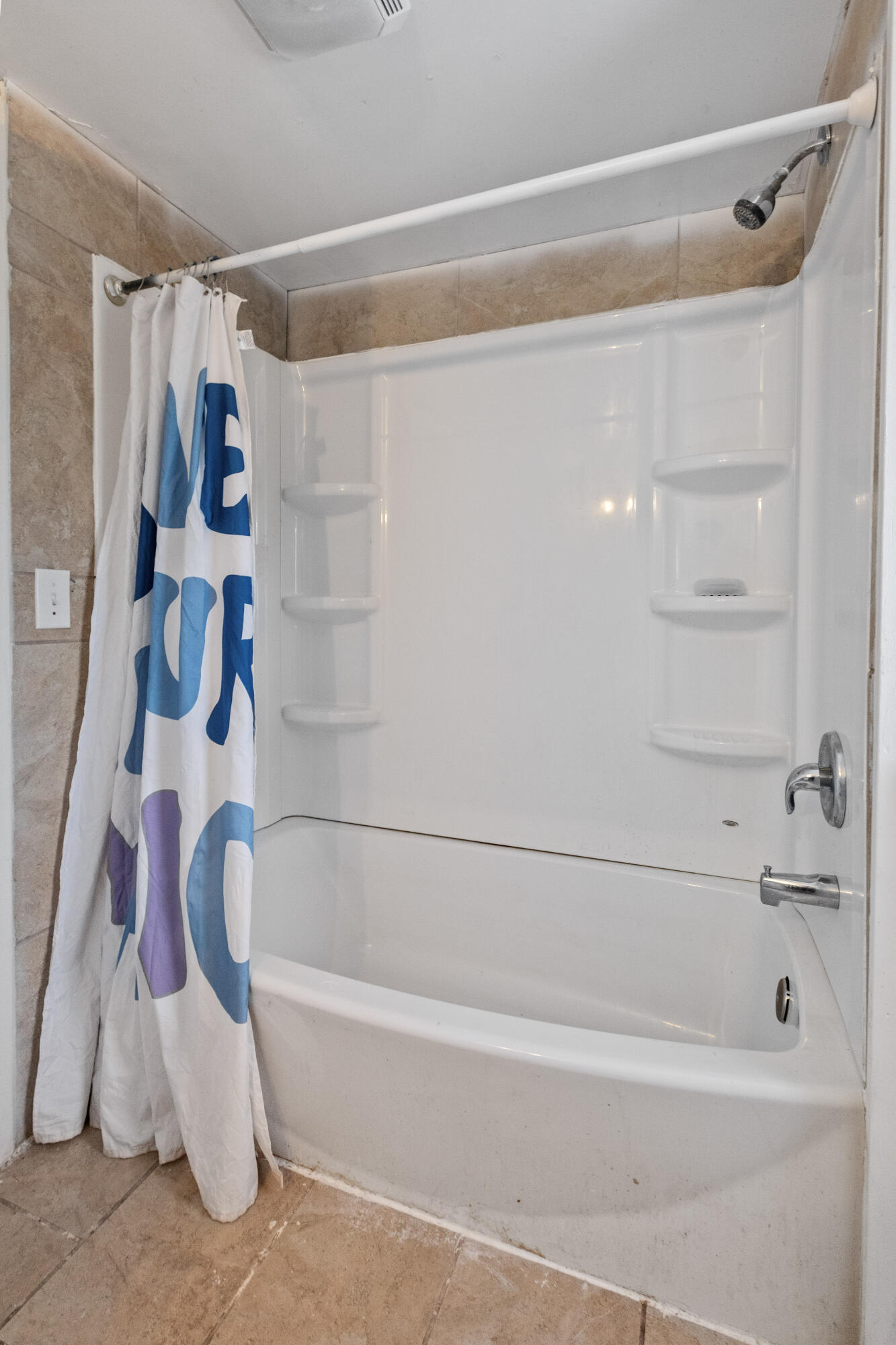 245 Lake Drive, Summerville