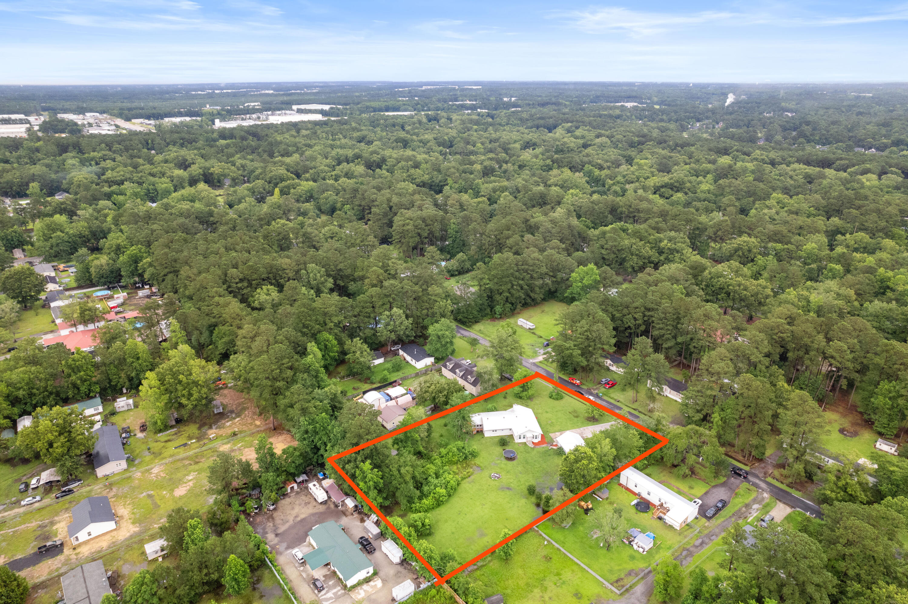245 Lake Drive, Summerville