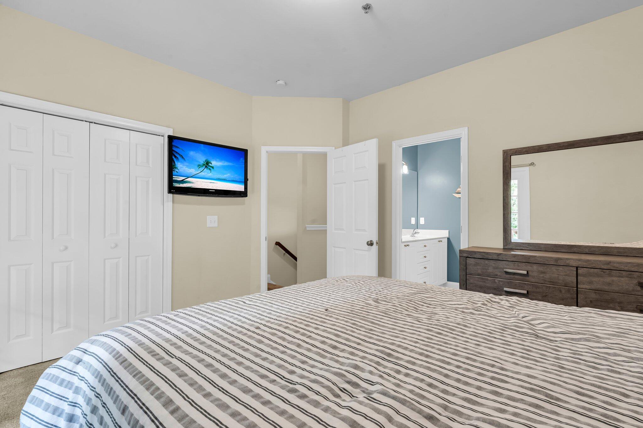 4630 Palm View Circle