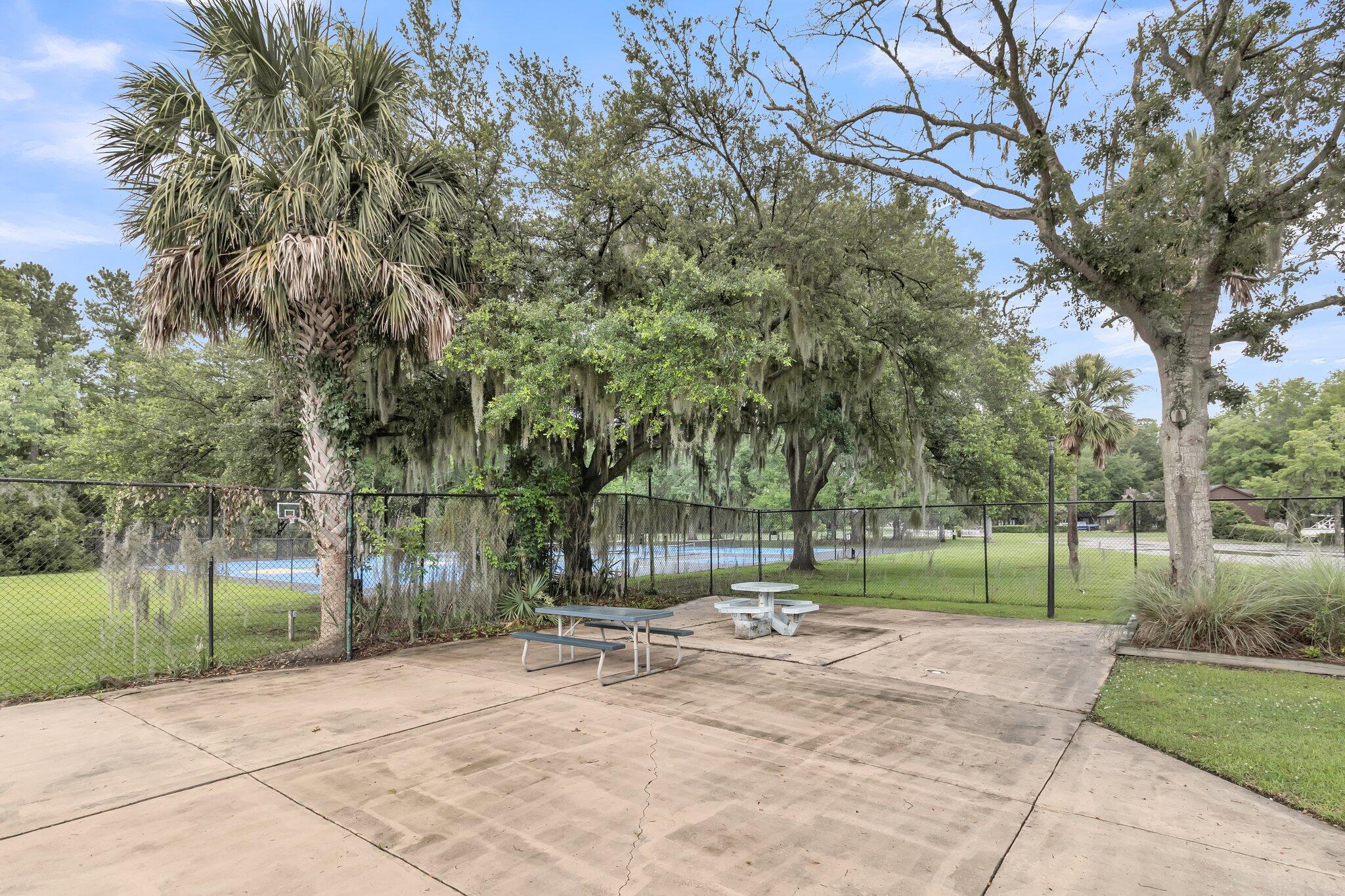 4630 Palm View Circle
