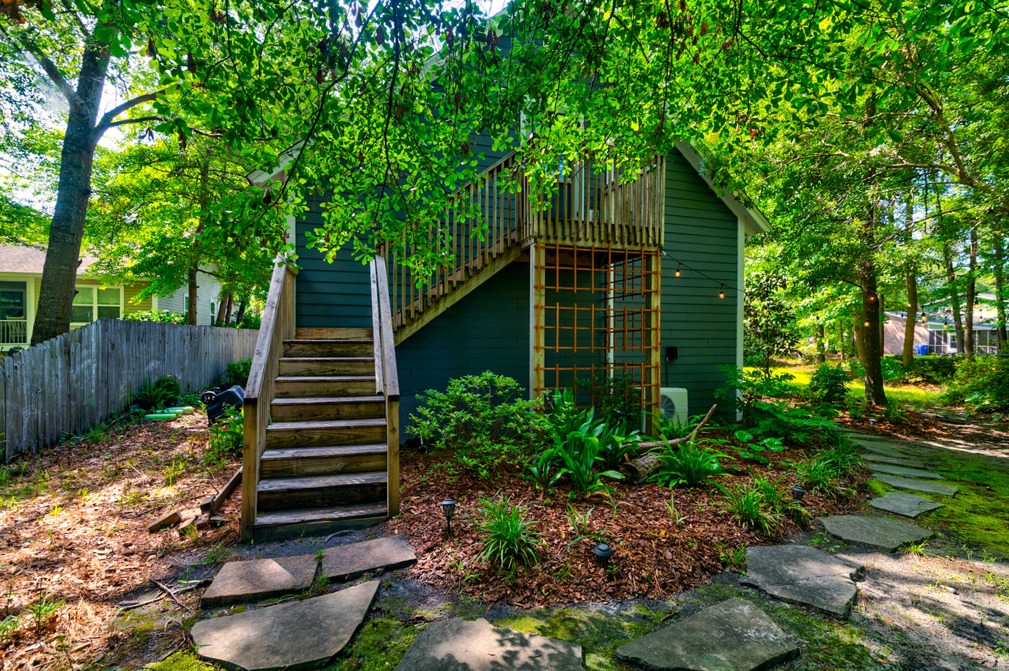 1872 Staffwood Road