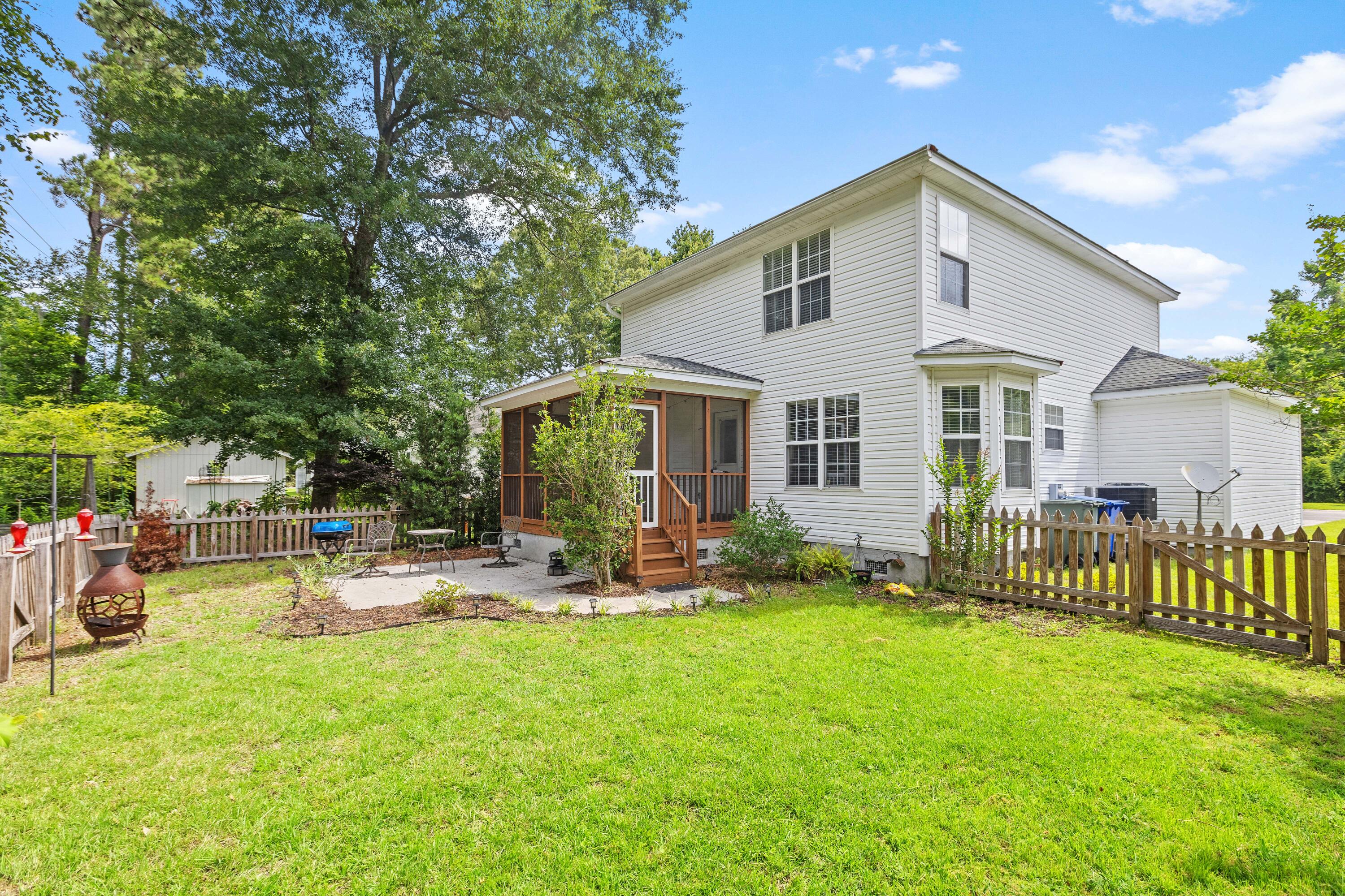 340 Stefan Drive, Charleston