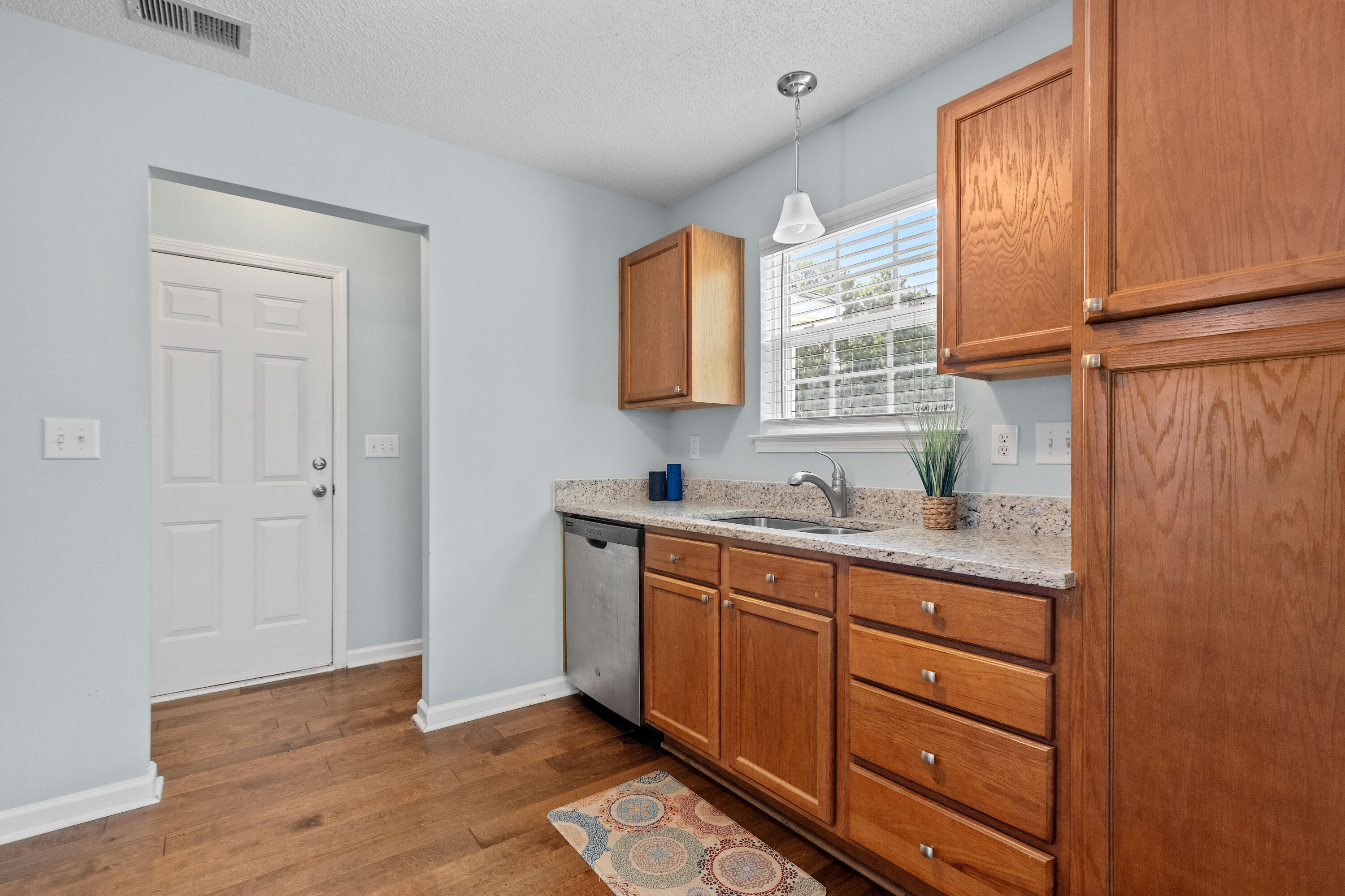 340 Stefan Drive, Charleston