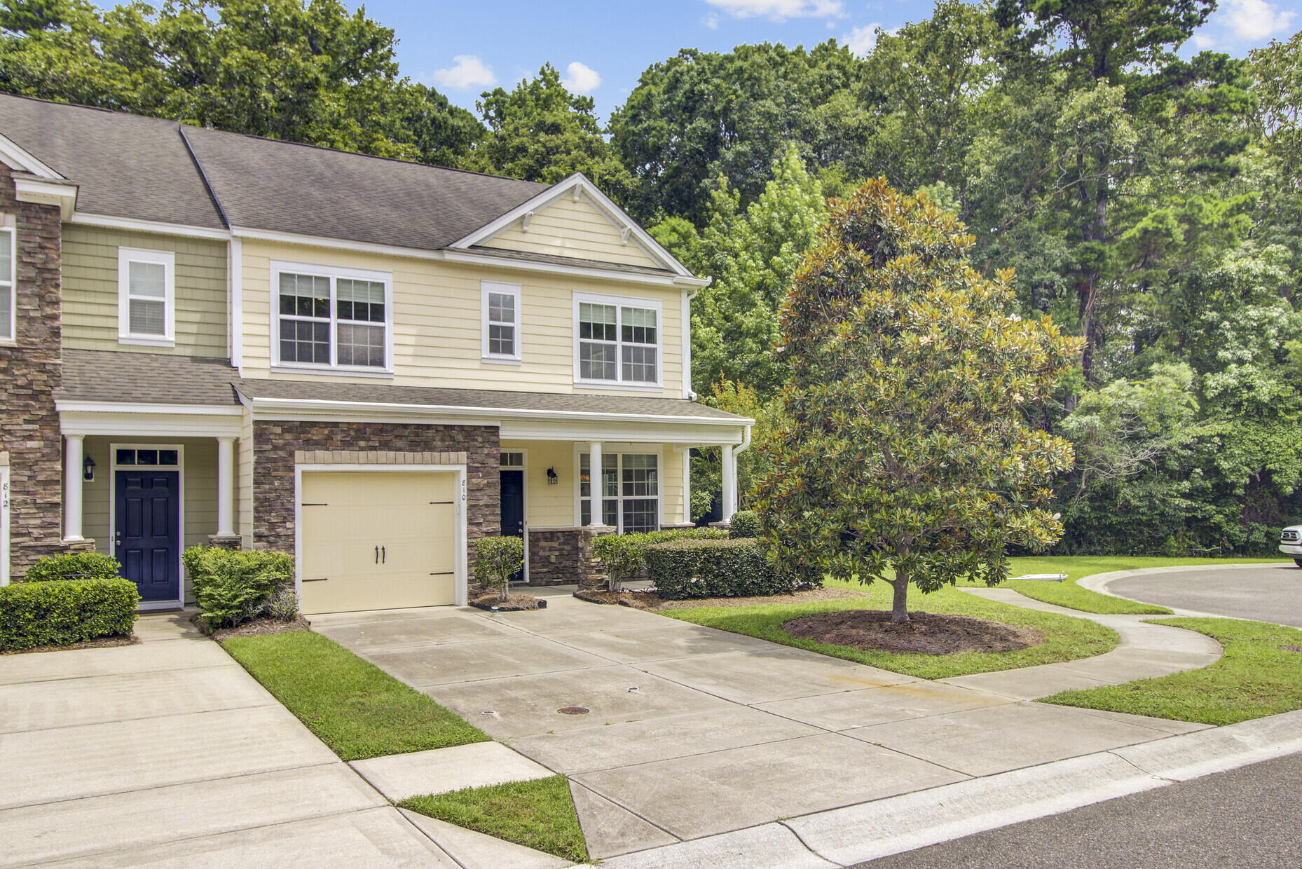 810 Bibury Court, Charleston