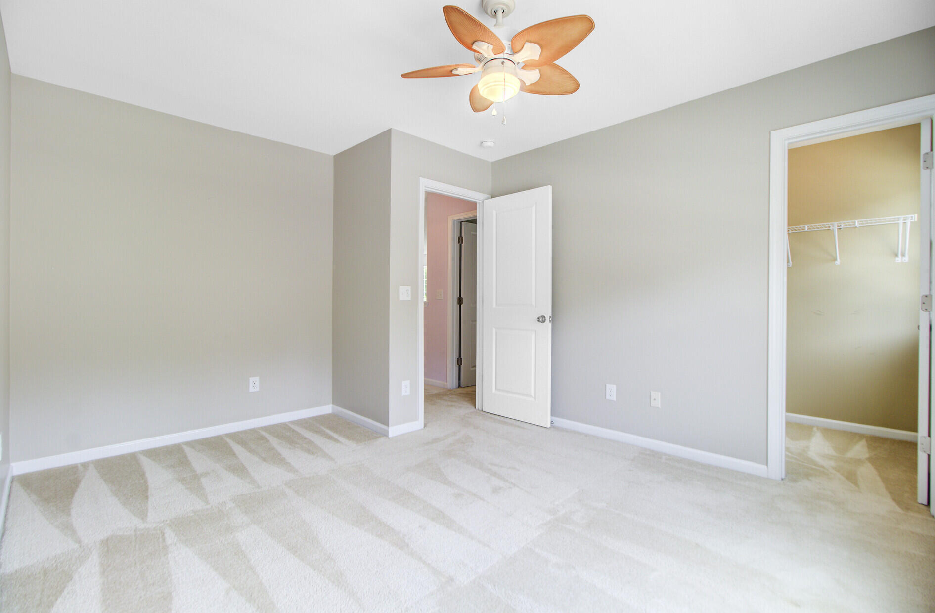 810 Bibury Court, Charleston