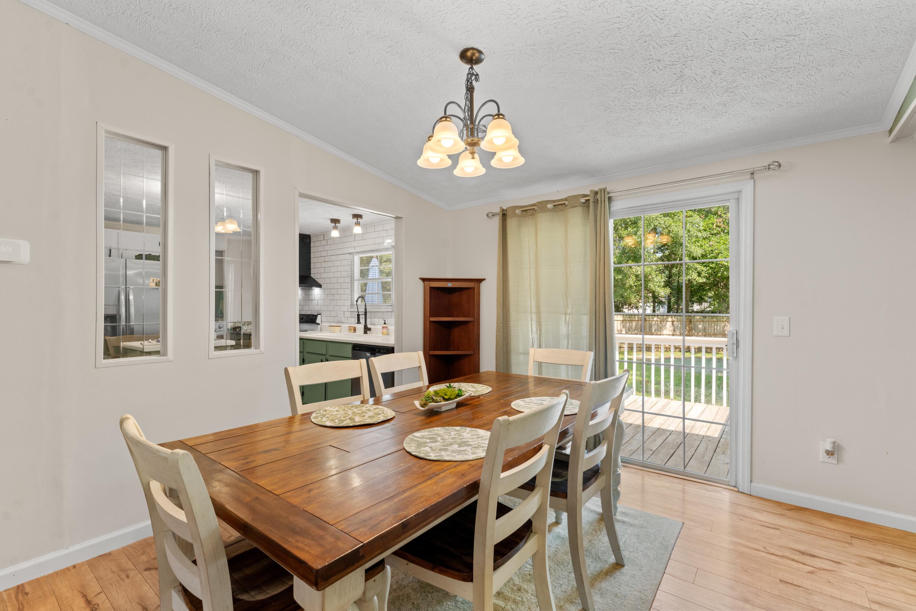 126 Fall Creek Boulevard