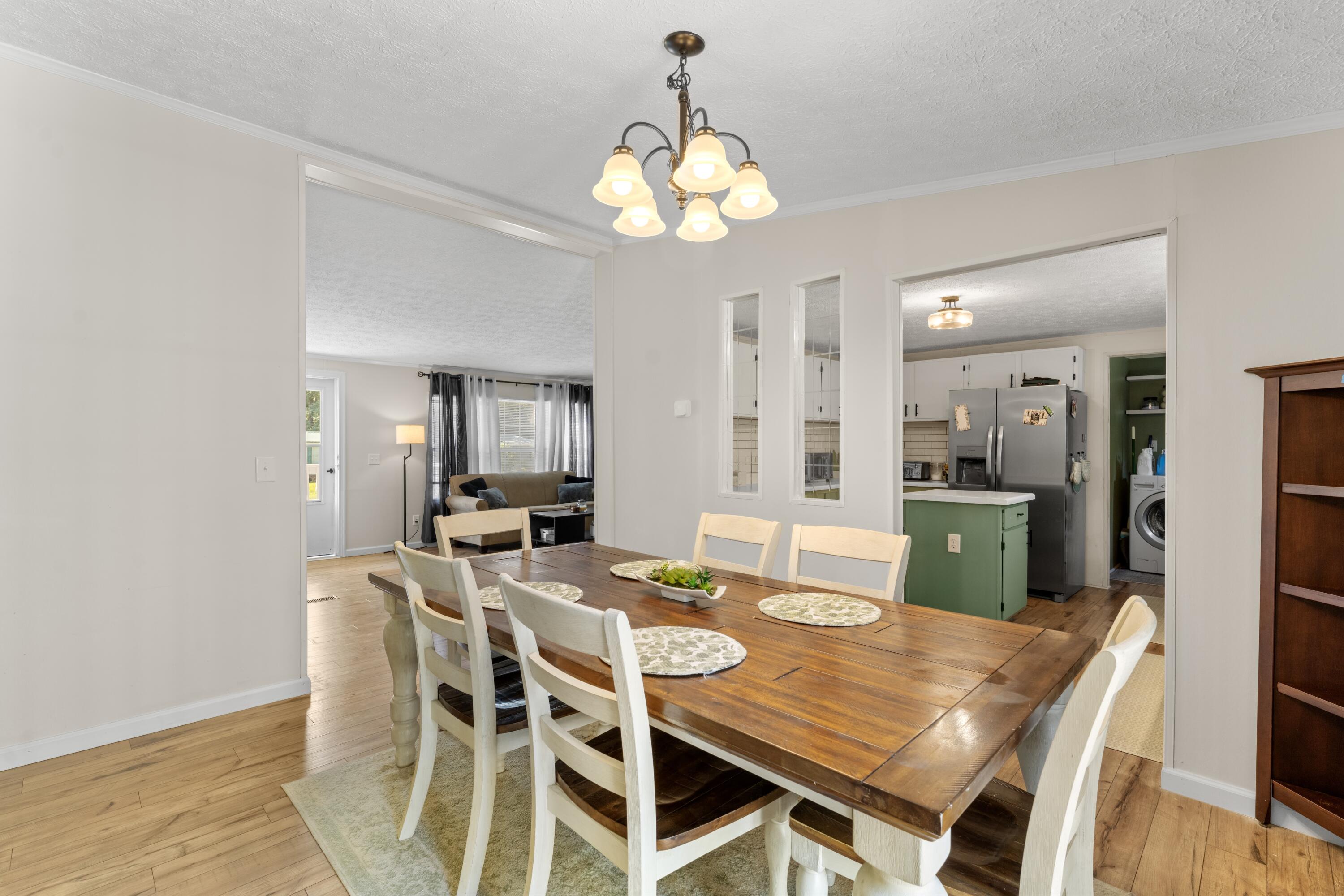 126 Fall Creek Boulevard