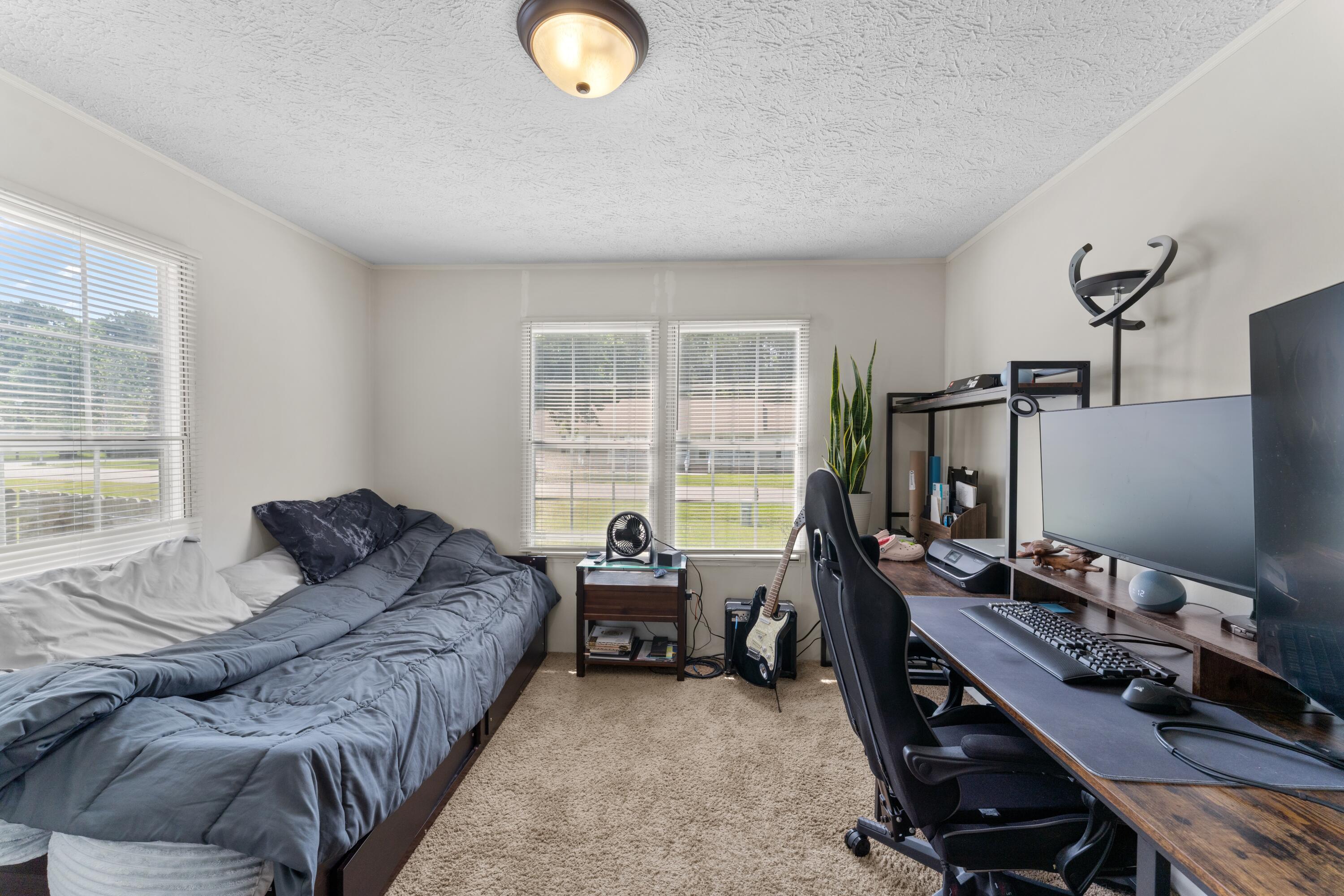 126 Fall Creek Boulevard