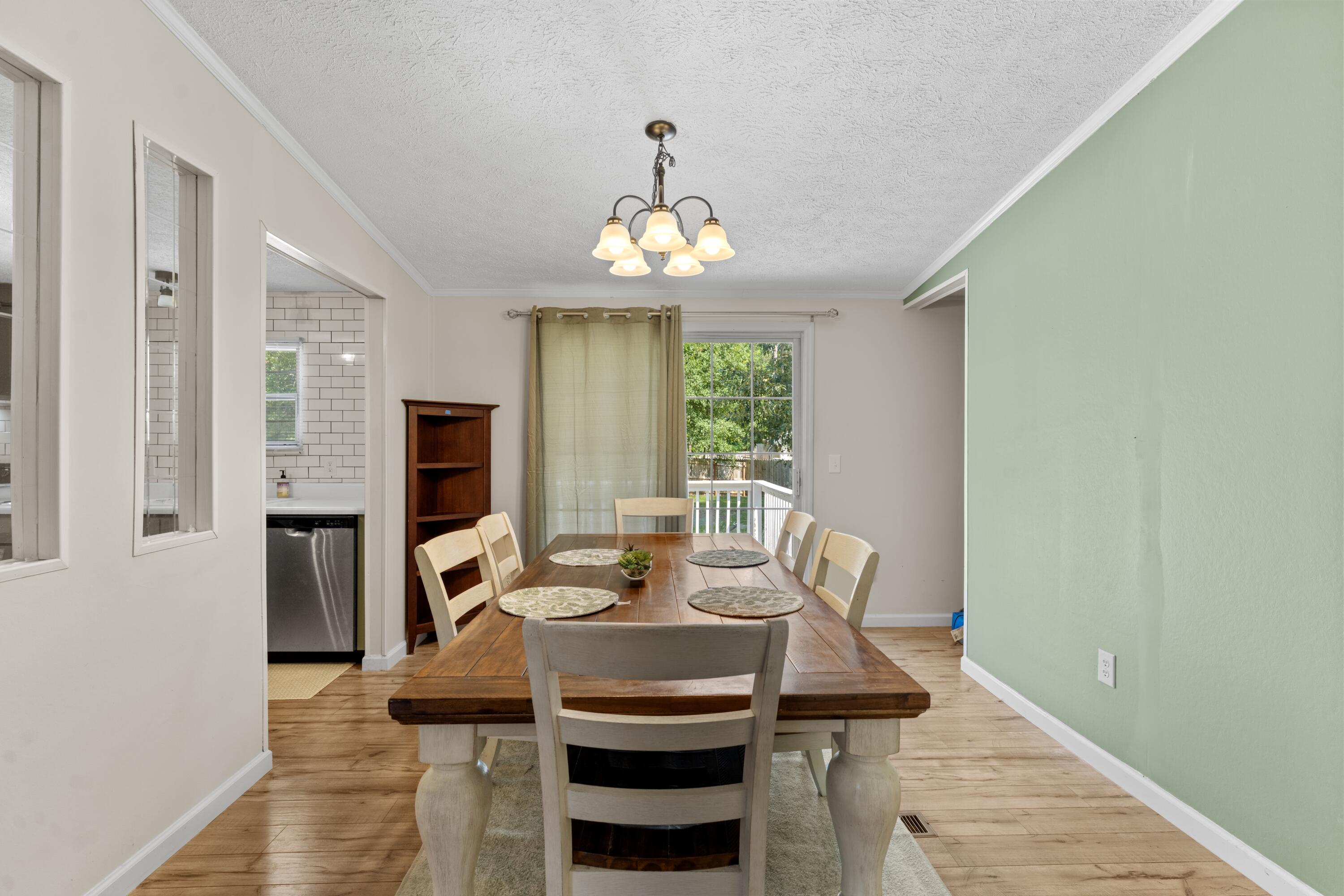 126 Fall Creek Boulevard