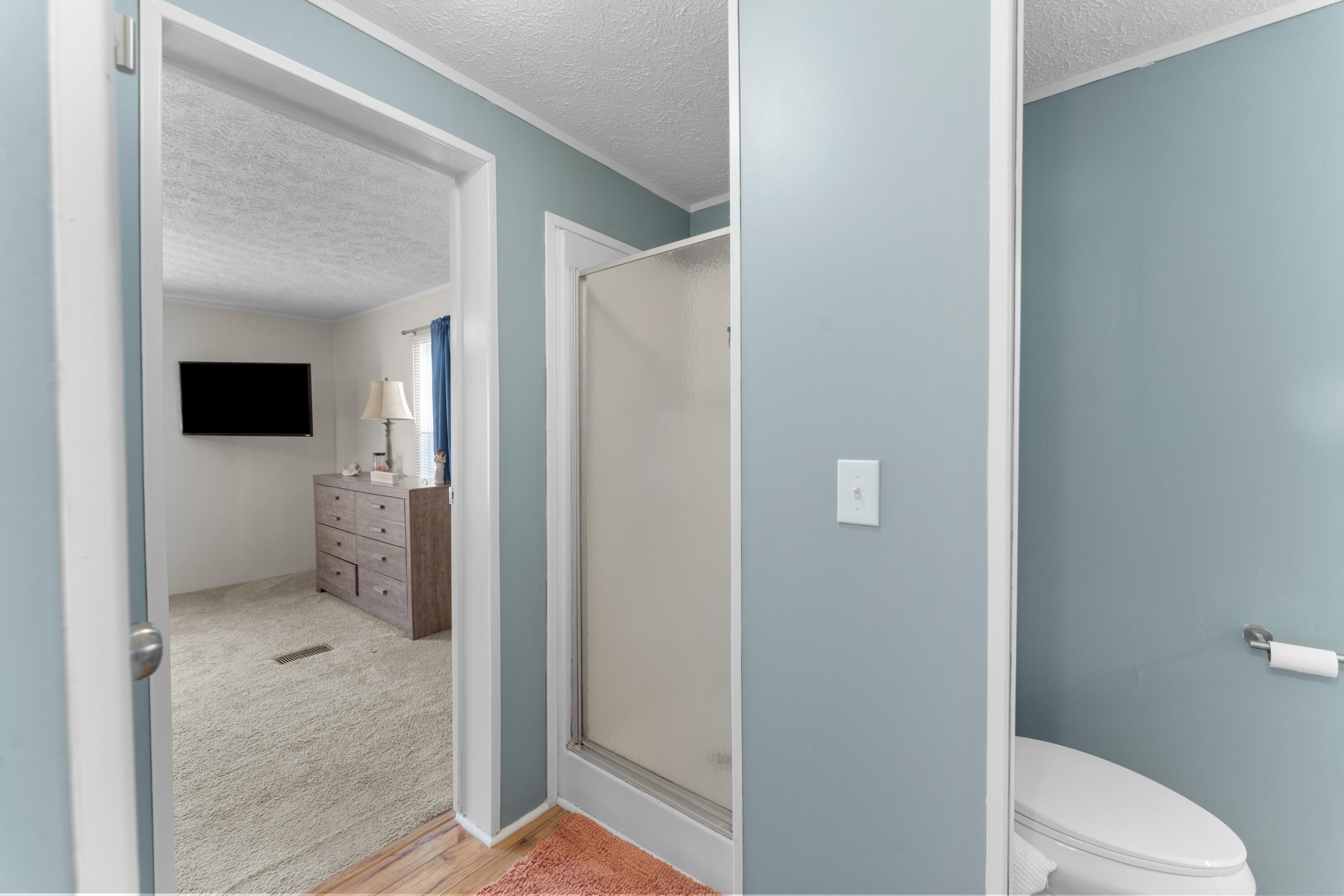 126 Fall Creek Boulevard