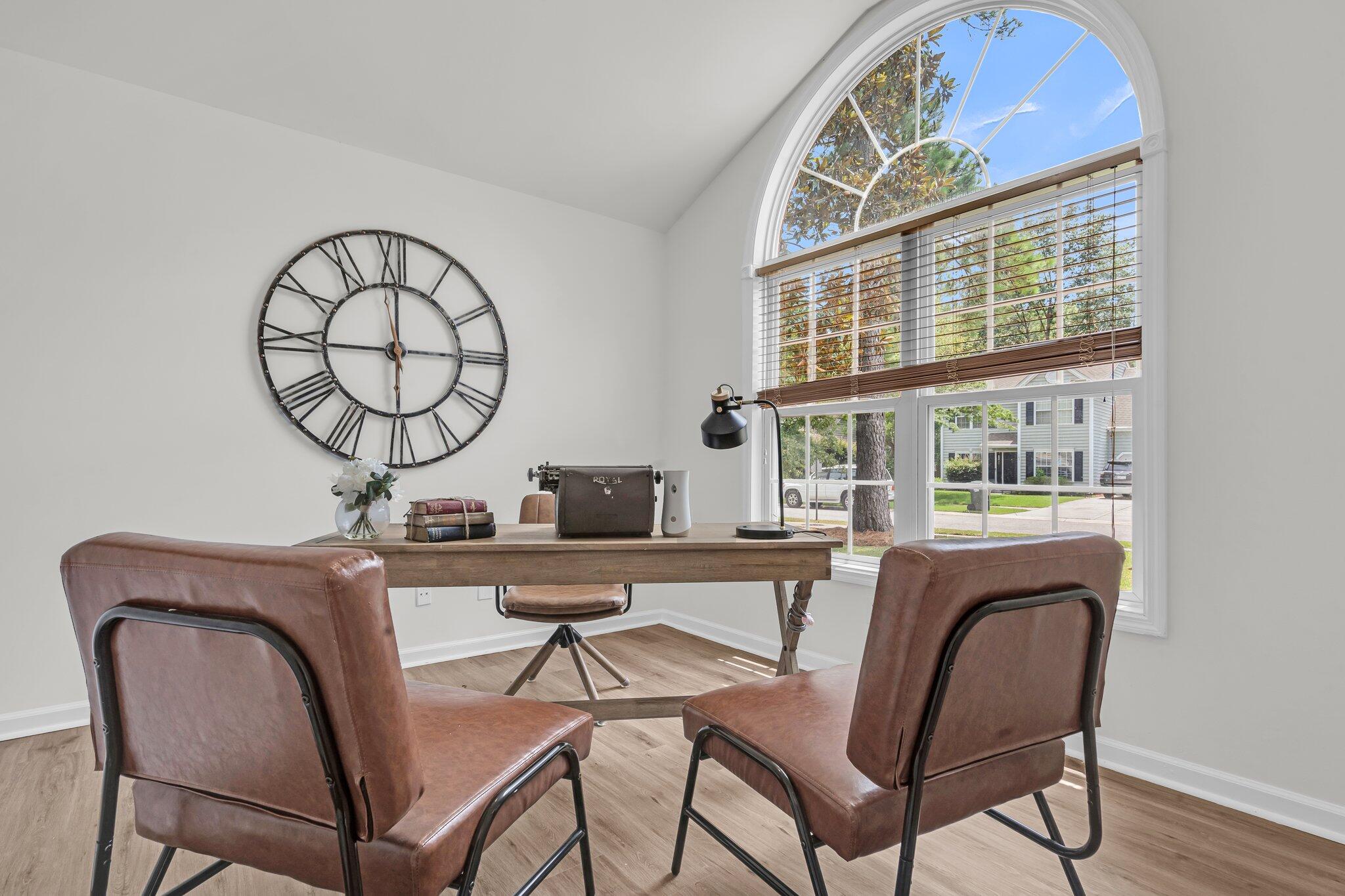104 Thousand Oaks Circle