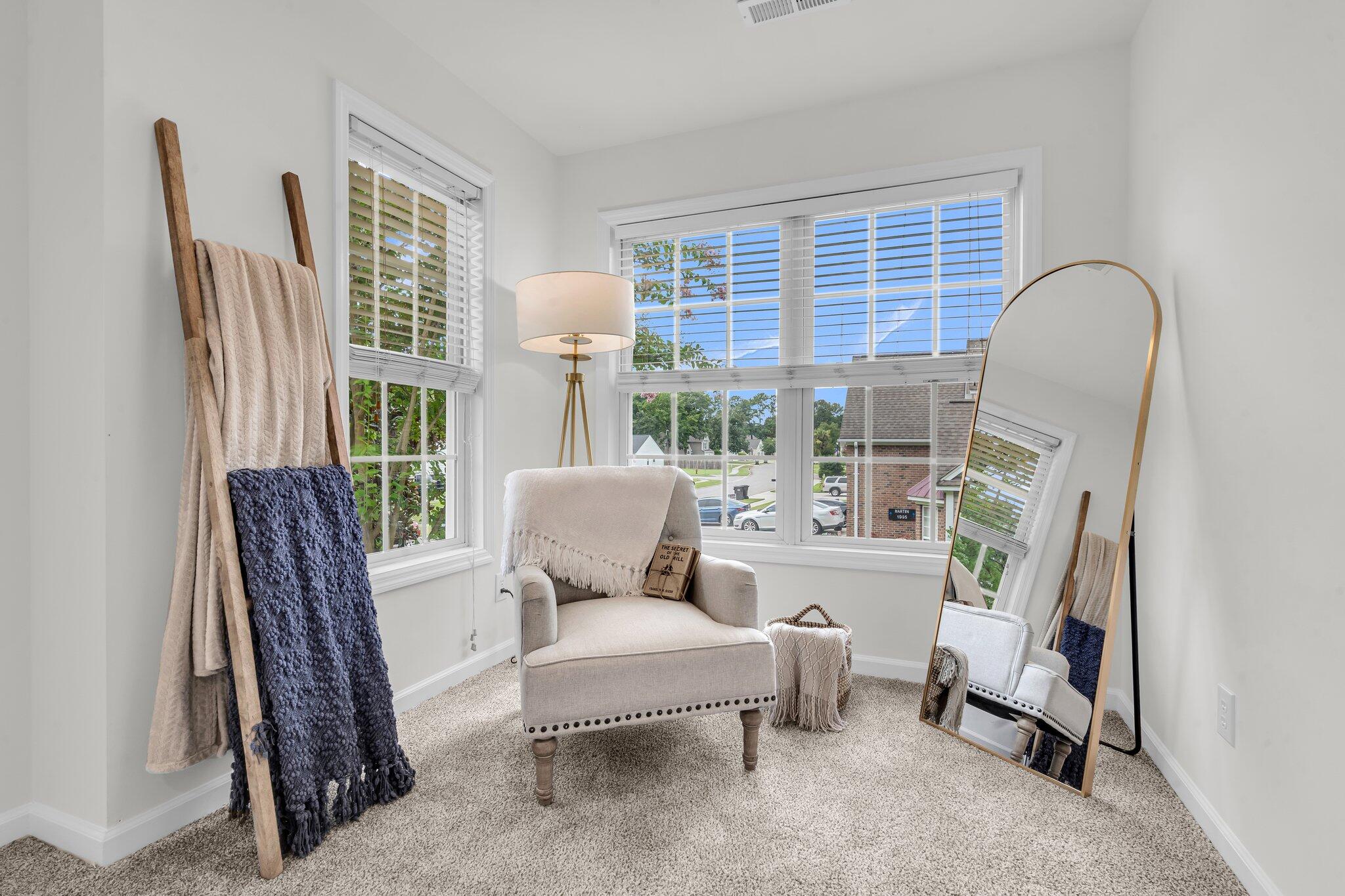 104 Thousand Oaks Circle