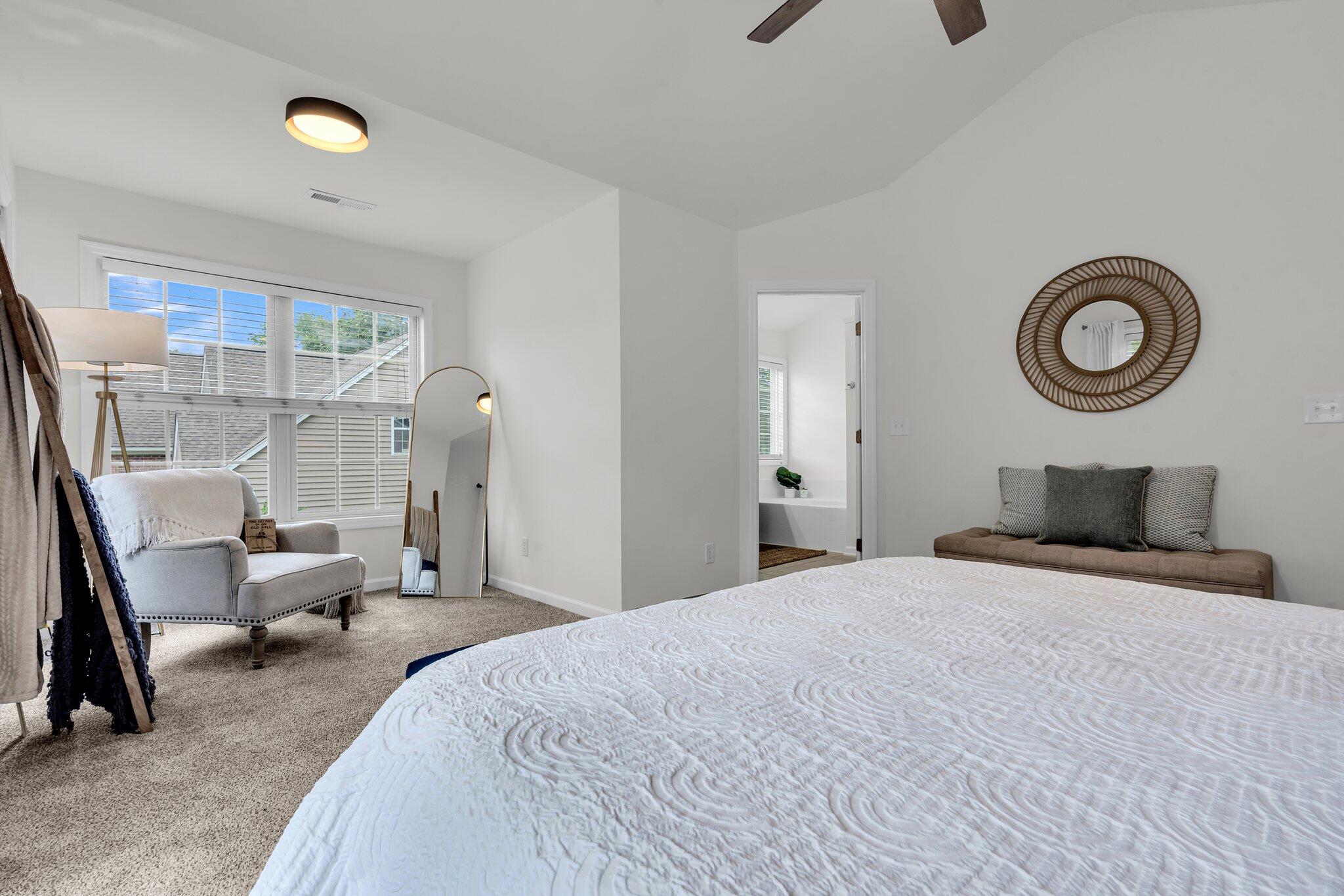 104 Thousand Oaks Circle