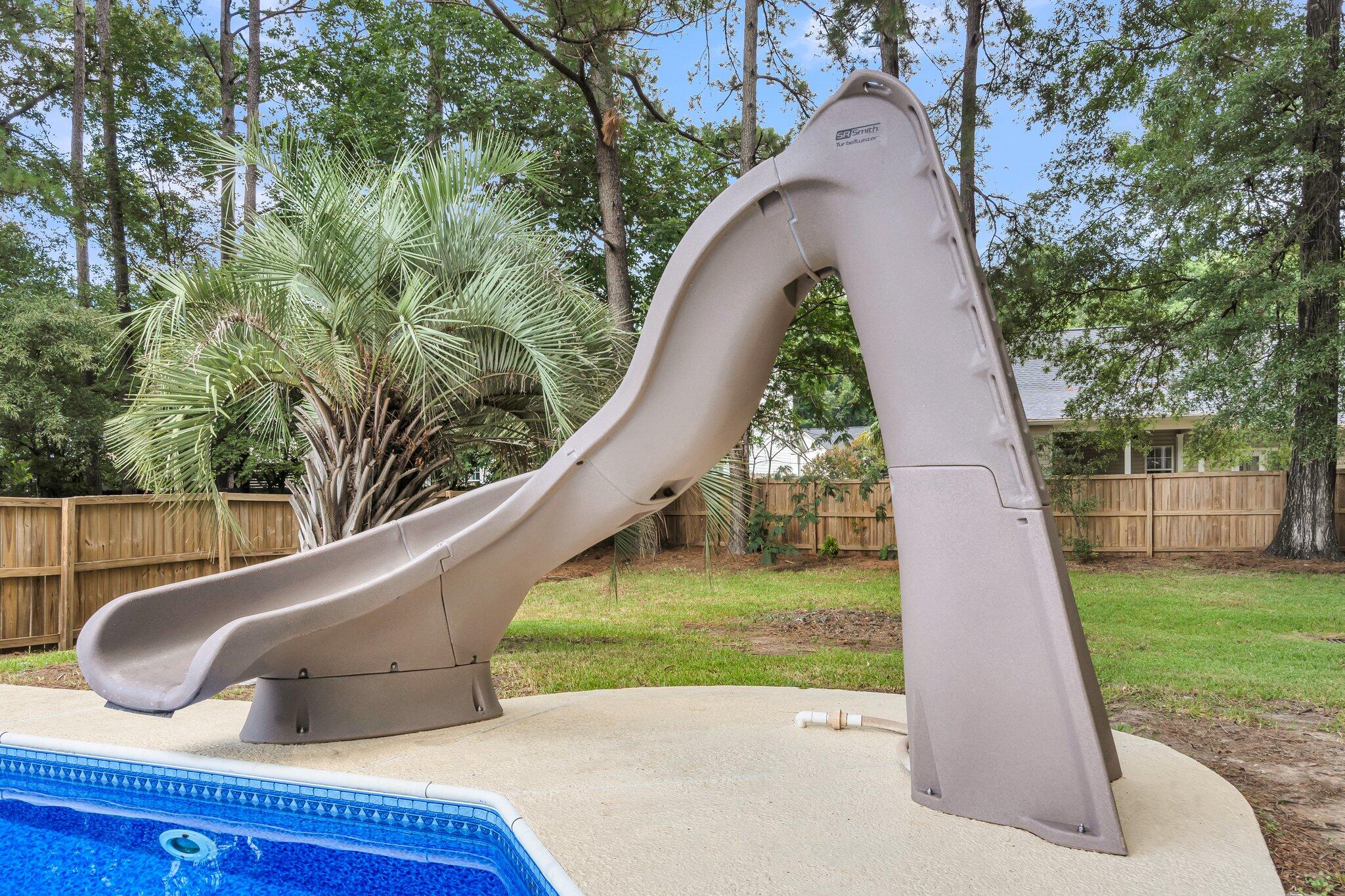 104 Thousand Oaks Circle