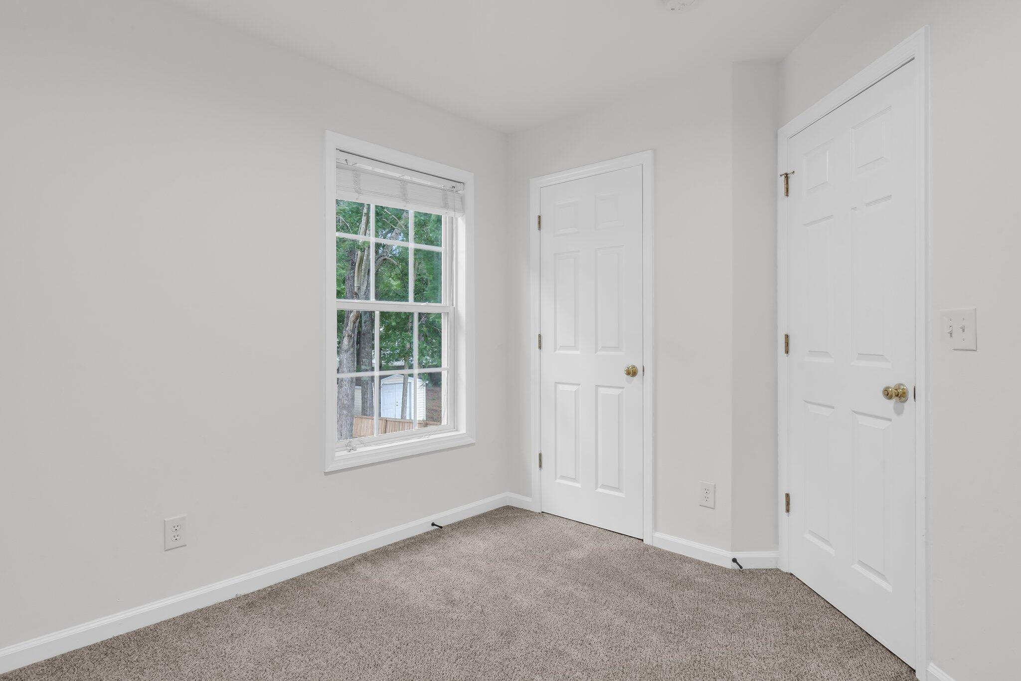 104 Thousand Oaks Circle