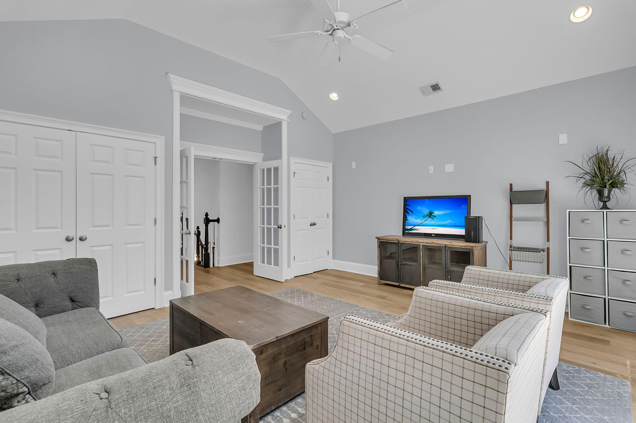 2296 Middlesex Street