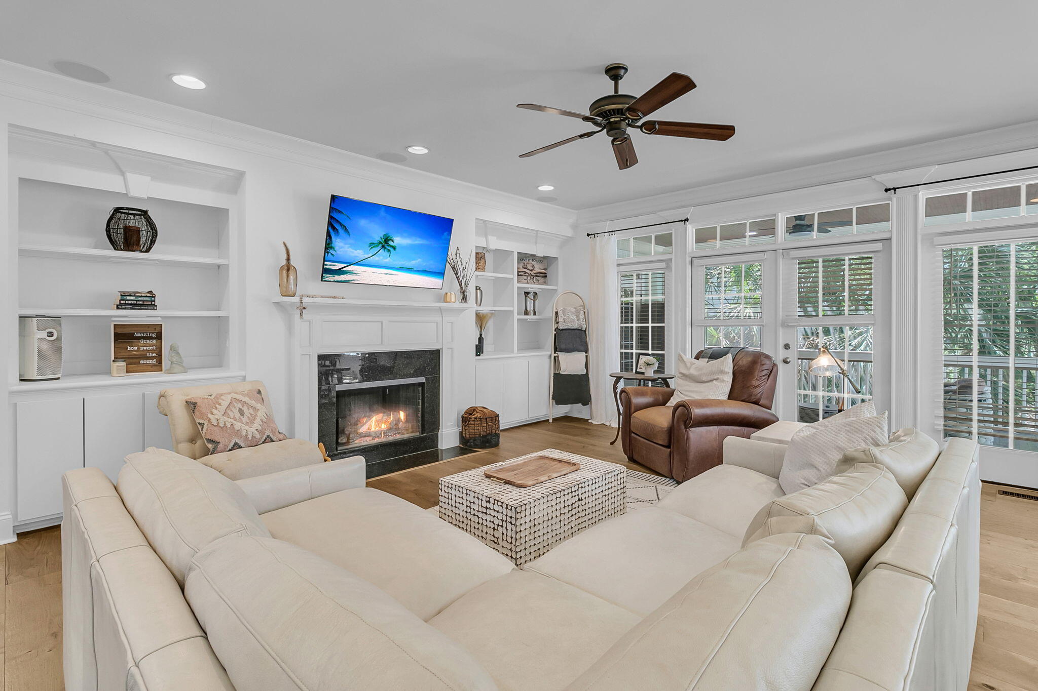 2296 Middlesex Street