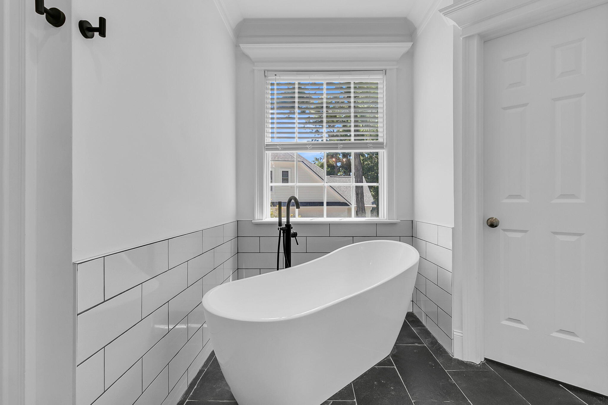 2296 Middlesex Street