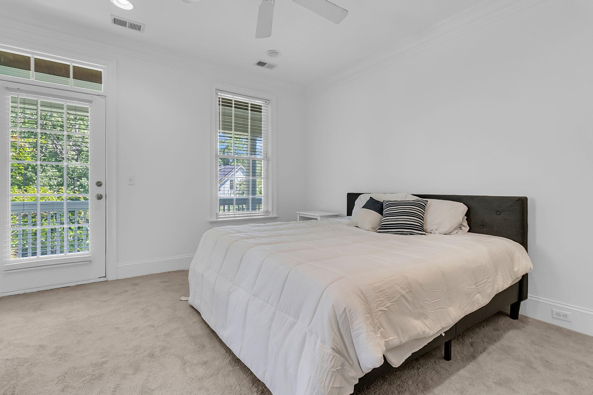 2296 Middlesex Street