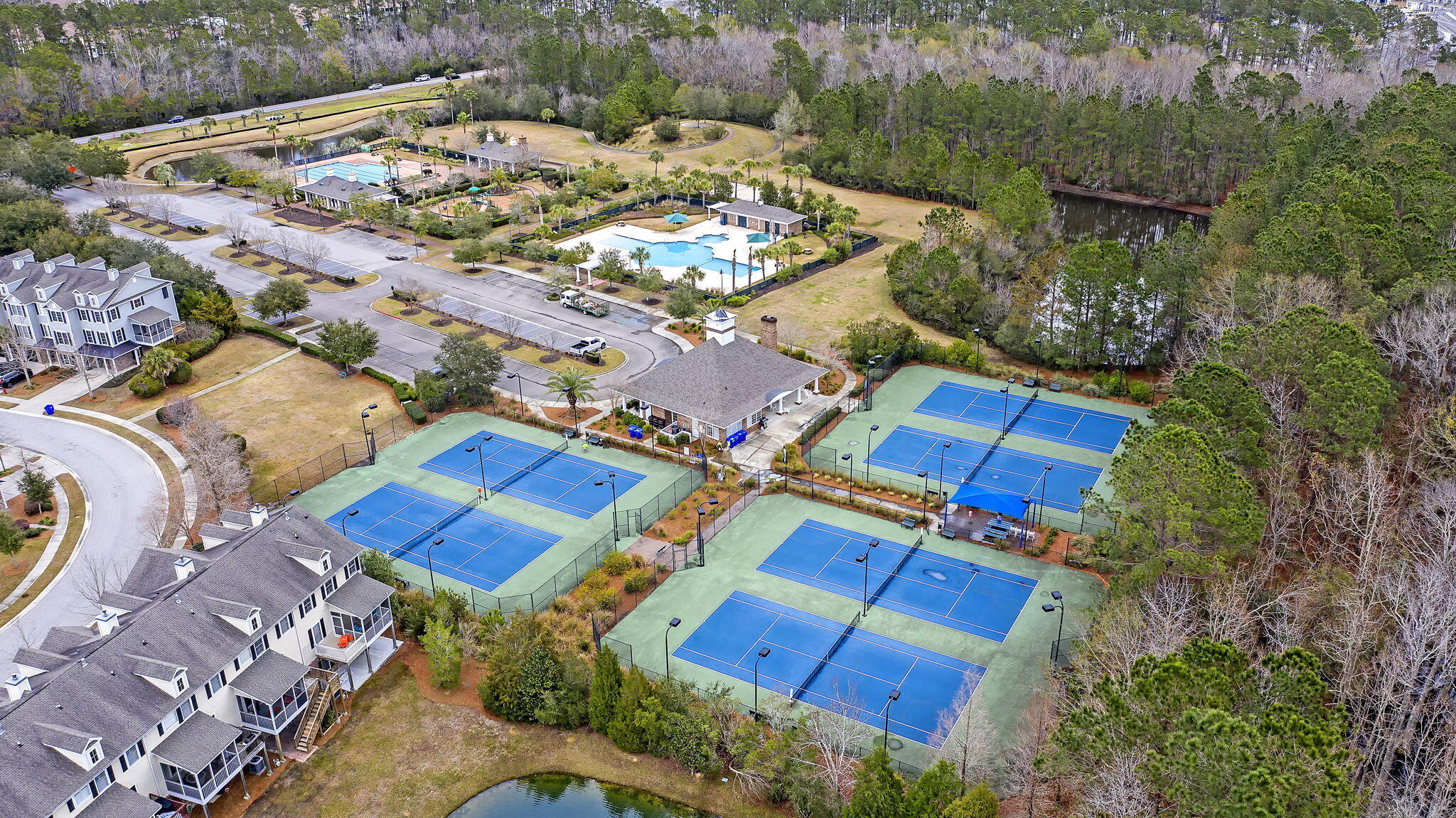 2296 Middlesex Street