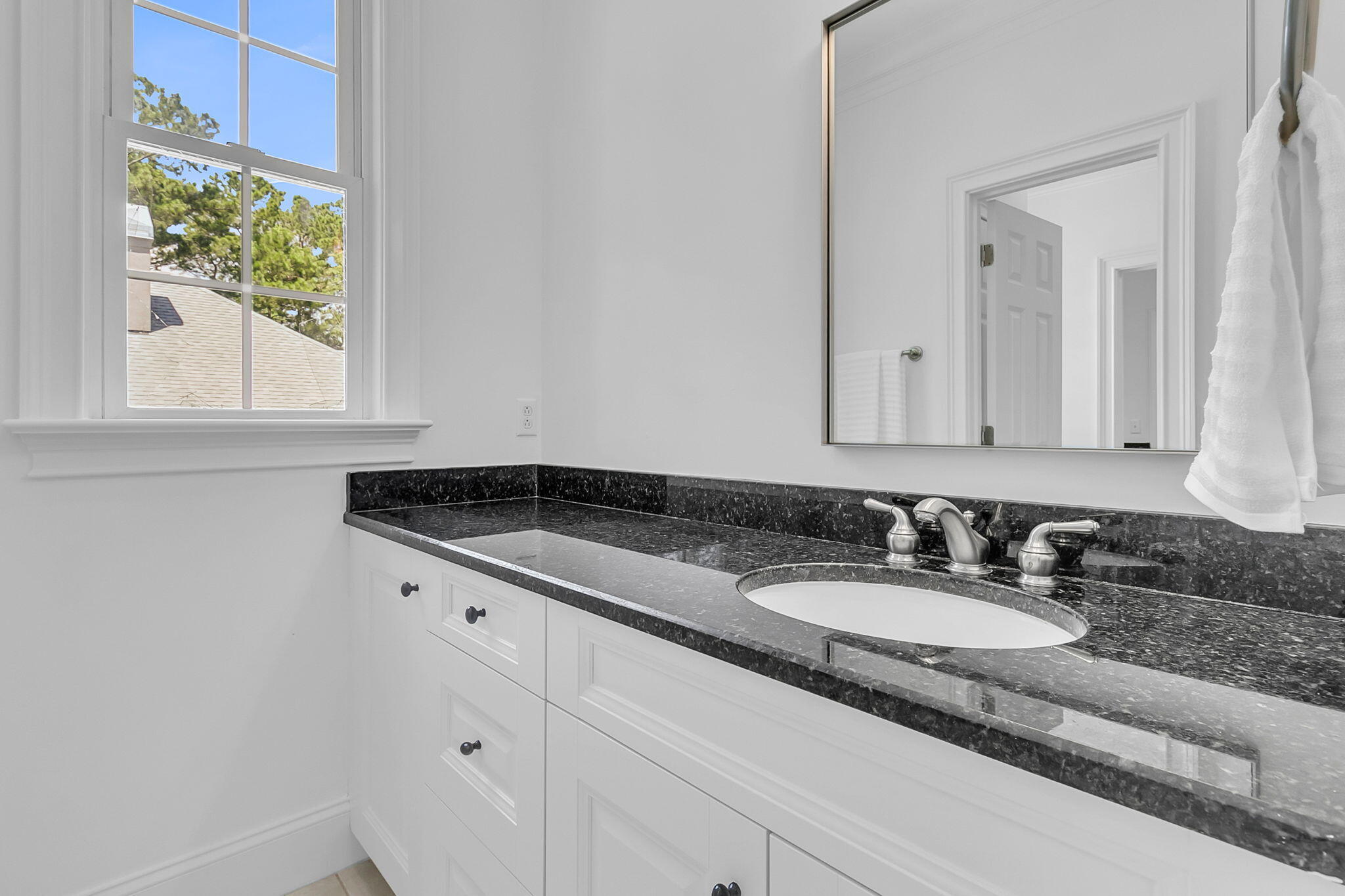 2296 Middlesex Street