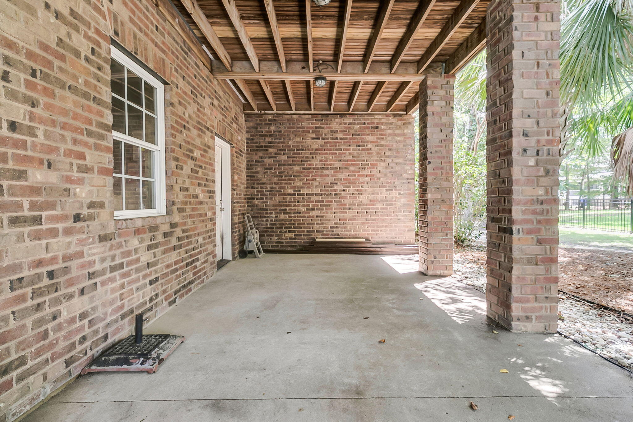 2296 Middlesex Street