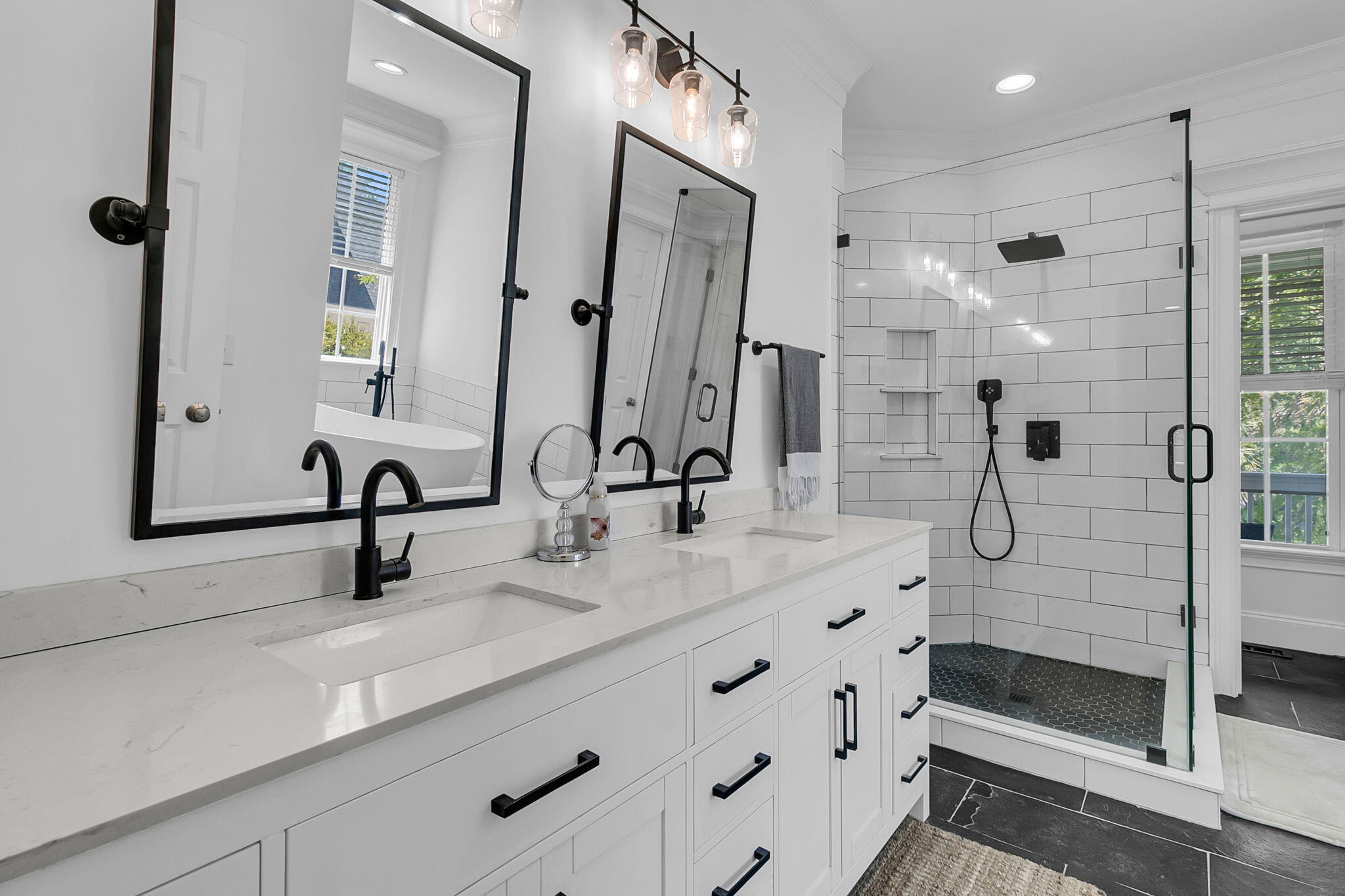 2296 Middlesex Street