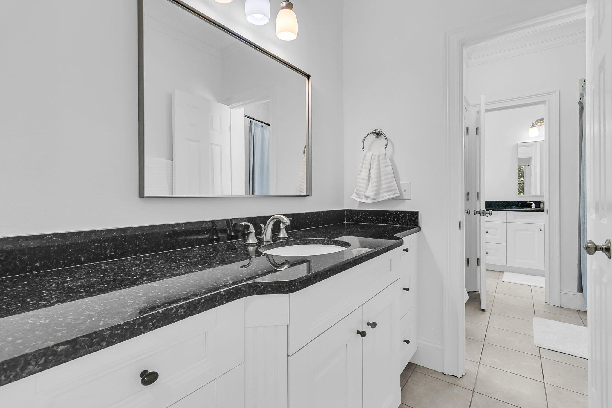 2296 Middlesex Street