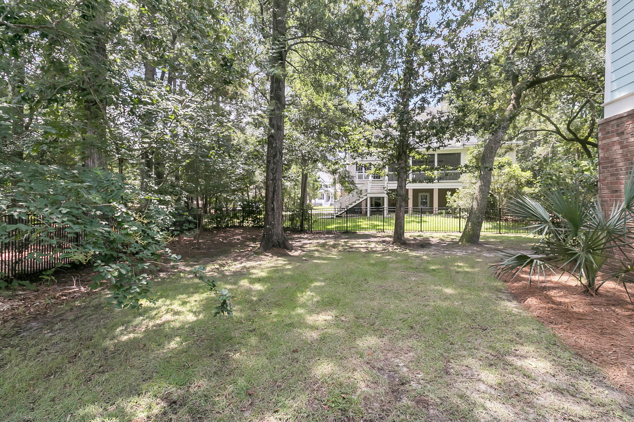 2296 Middlesex Street