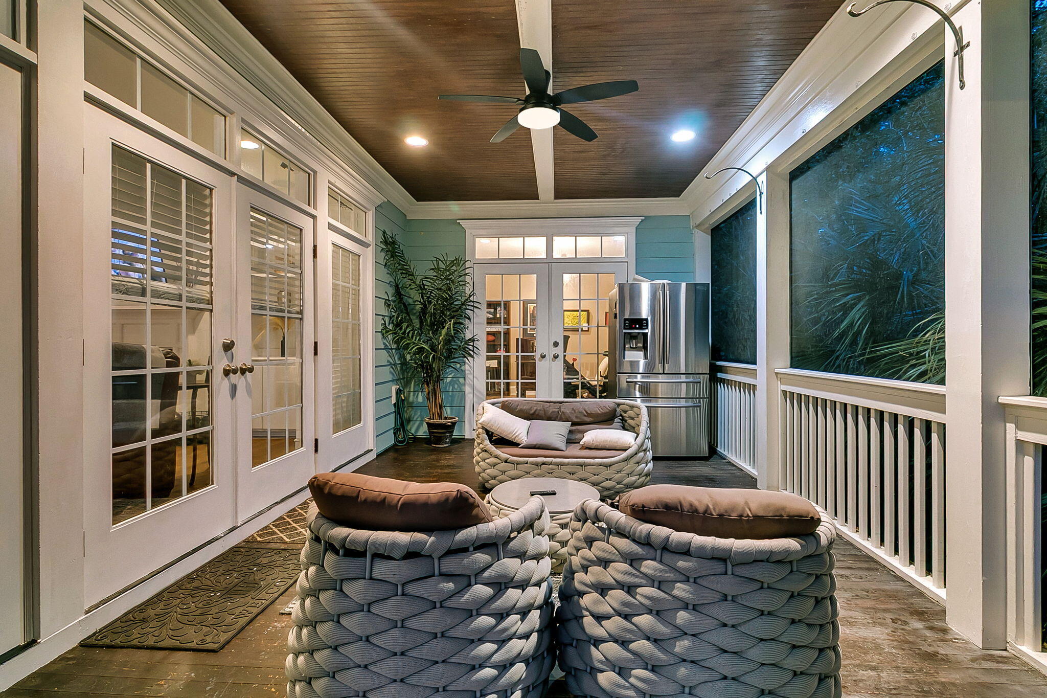 2296 Middlesex Street