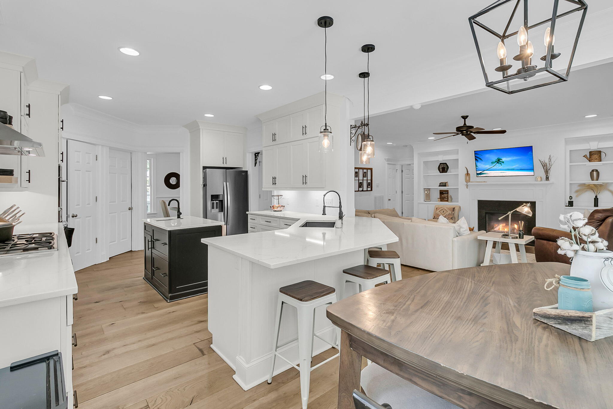 2296 Middlesex Street