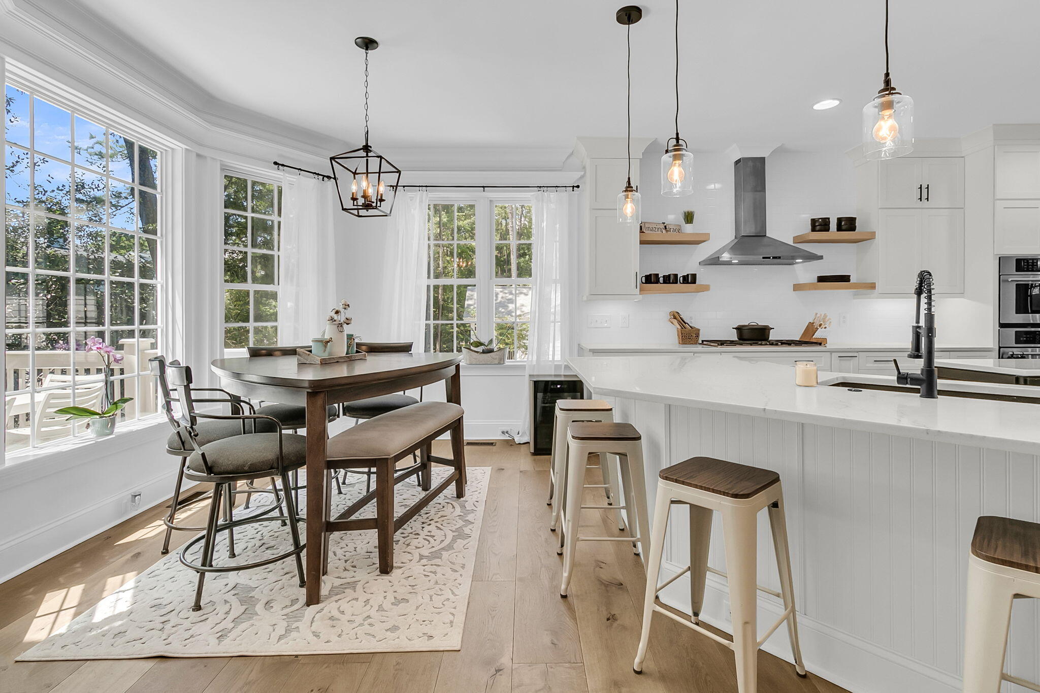 2296 Middlesex Street