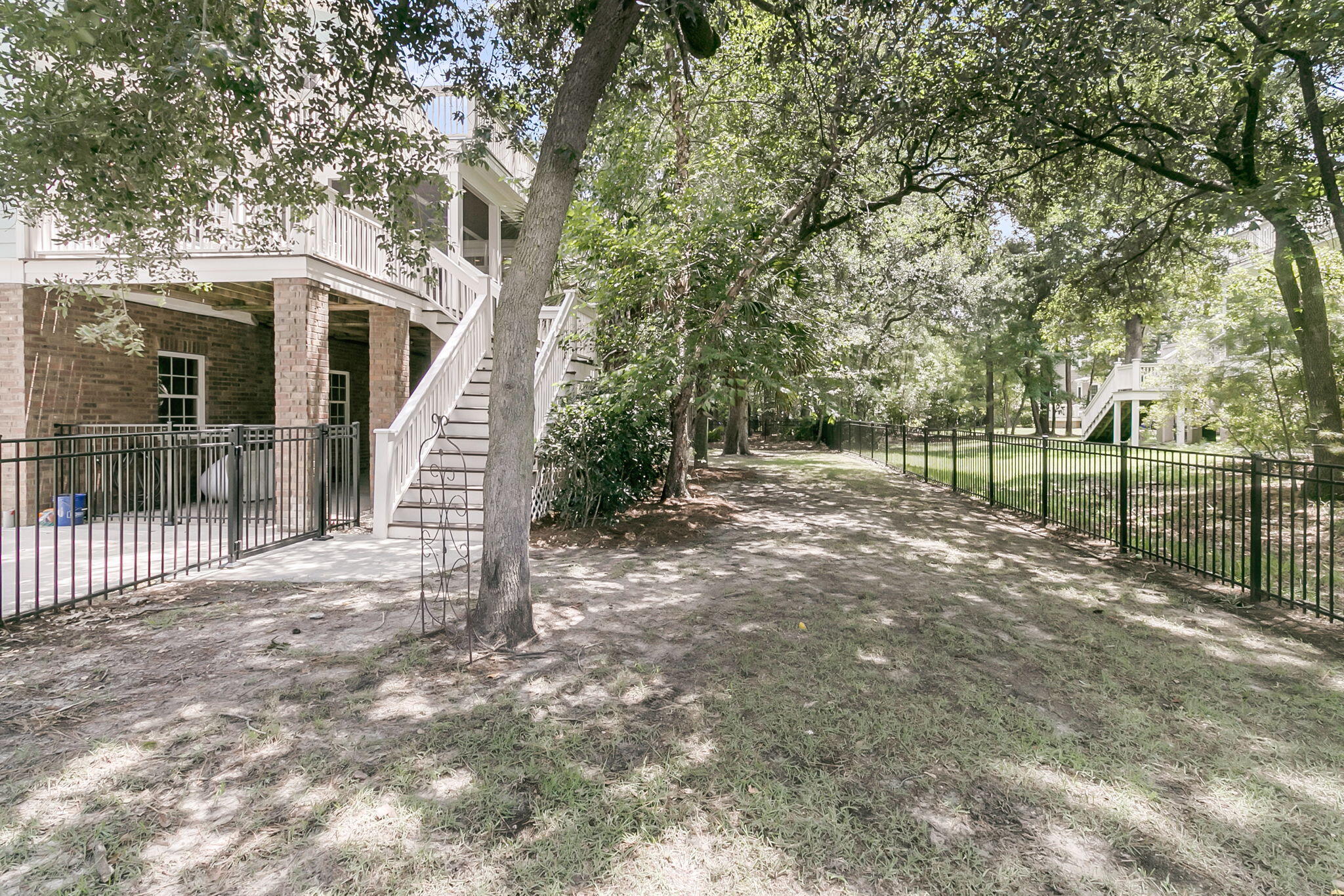 2296 Middlesex Street